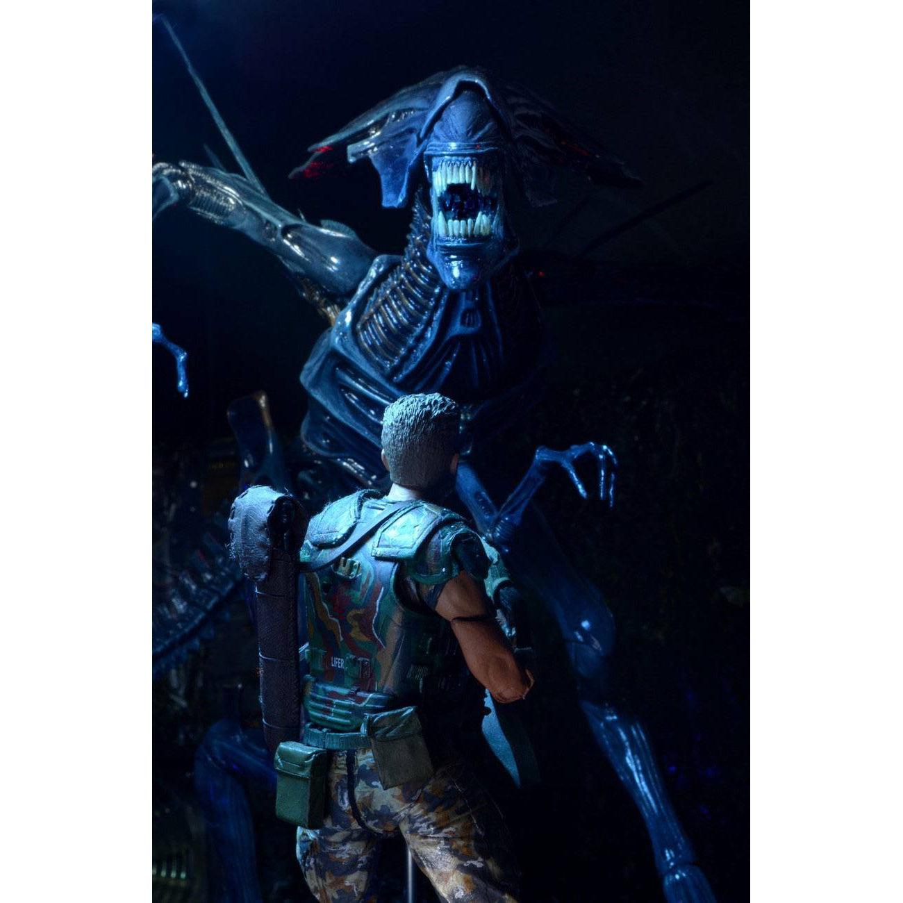 Aliens: Deluxe Alien Queen-Actionfiguren-NECA-Mighty Underground