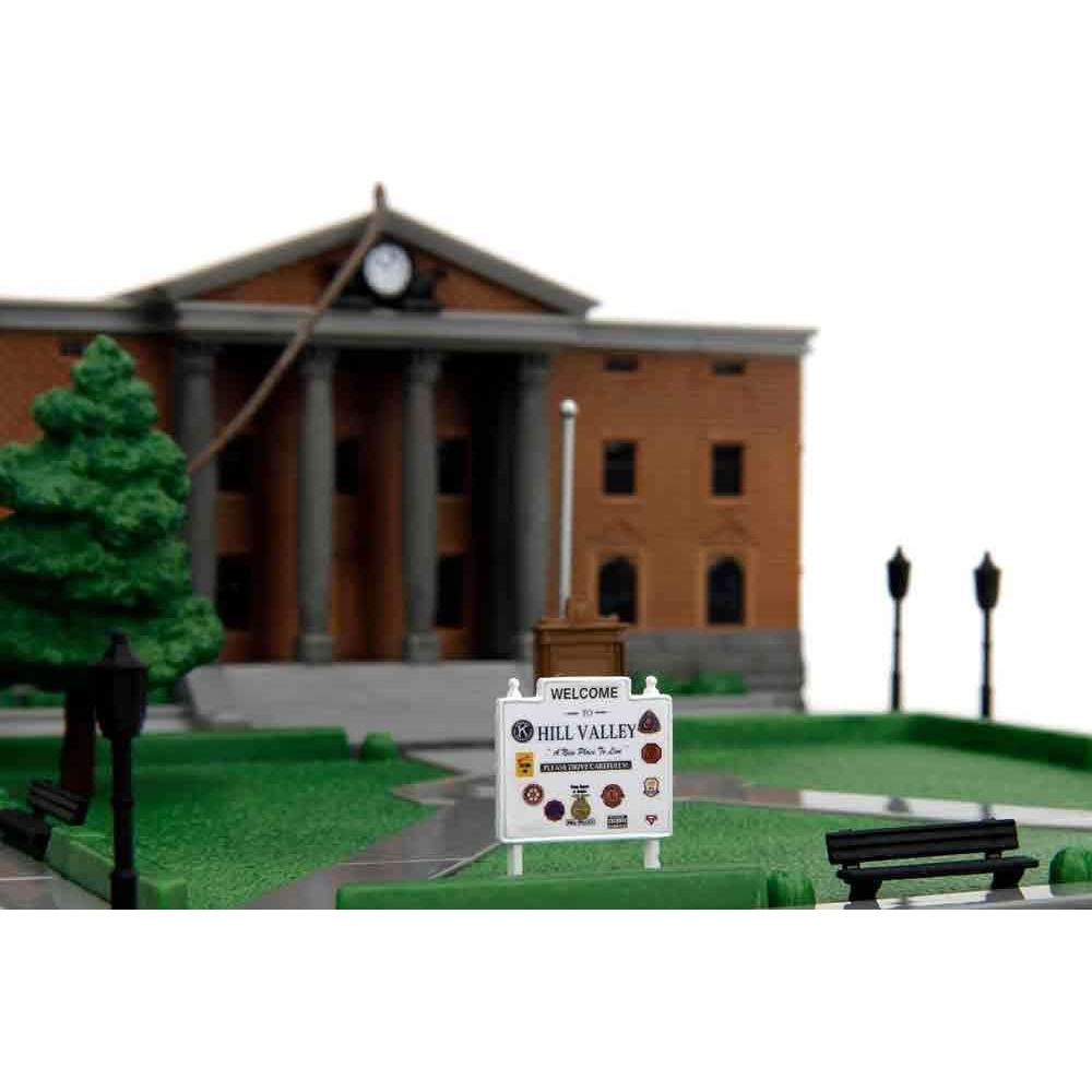 Back To The Future: Clock Tower Diorama Nano Scene-Modellautos-Jada Toys-Mighty Underground