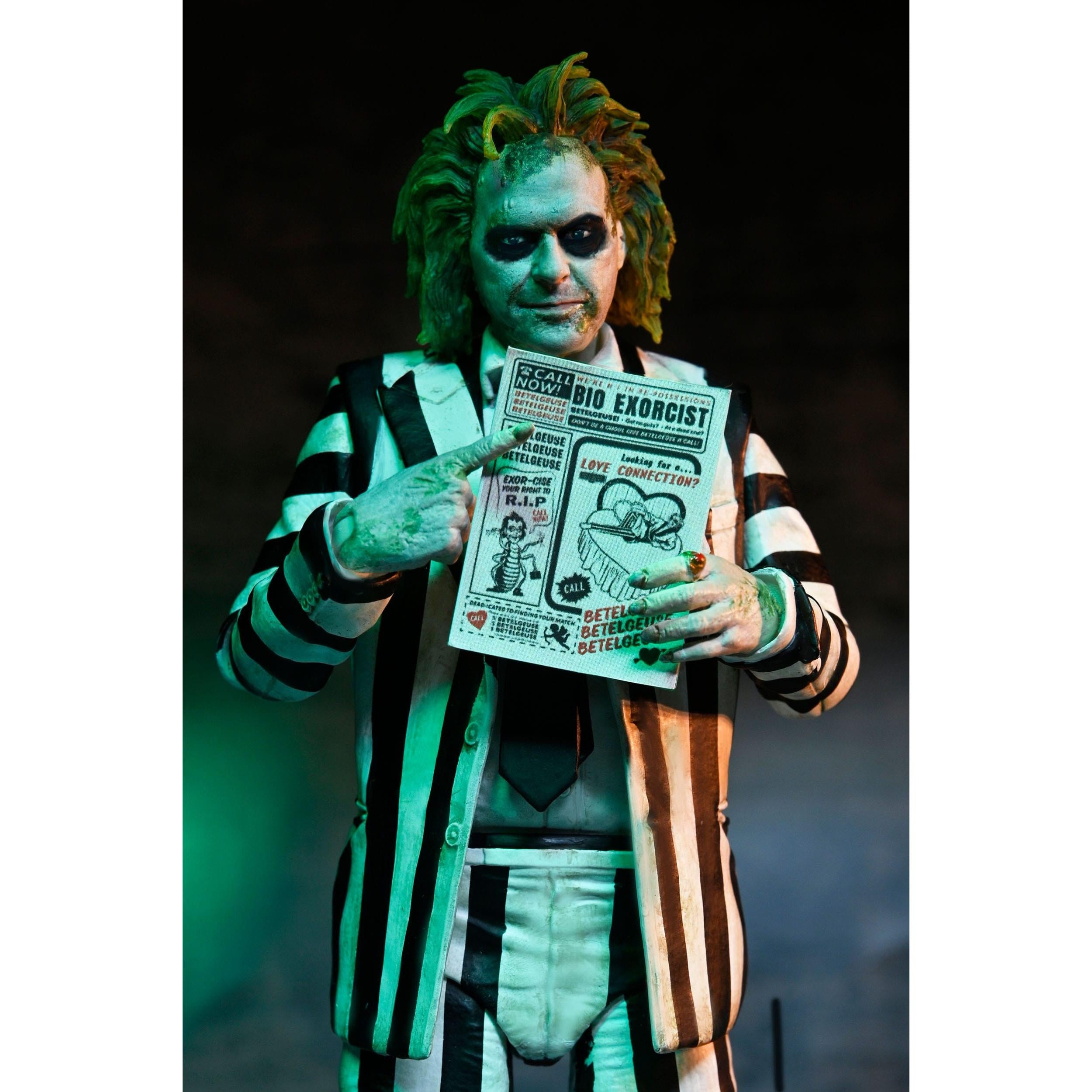 Beetlejuice (1988): Ultimate Beetlejuice: "Striped Suit"-Actionfiguren-NECA-Mighty Underground