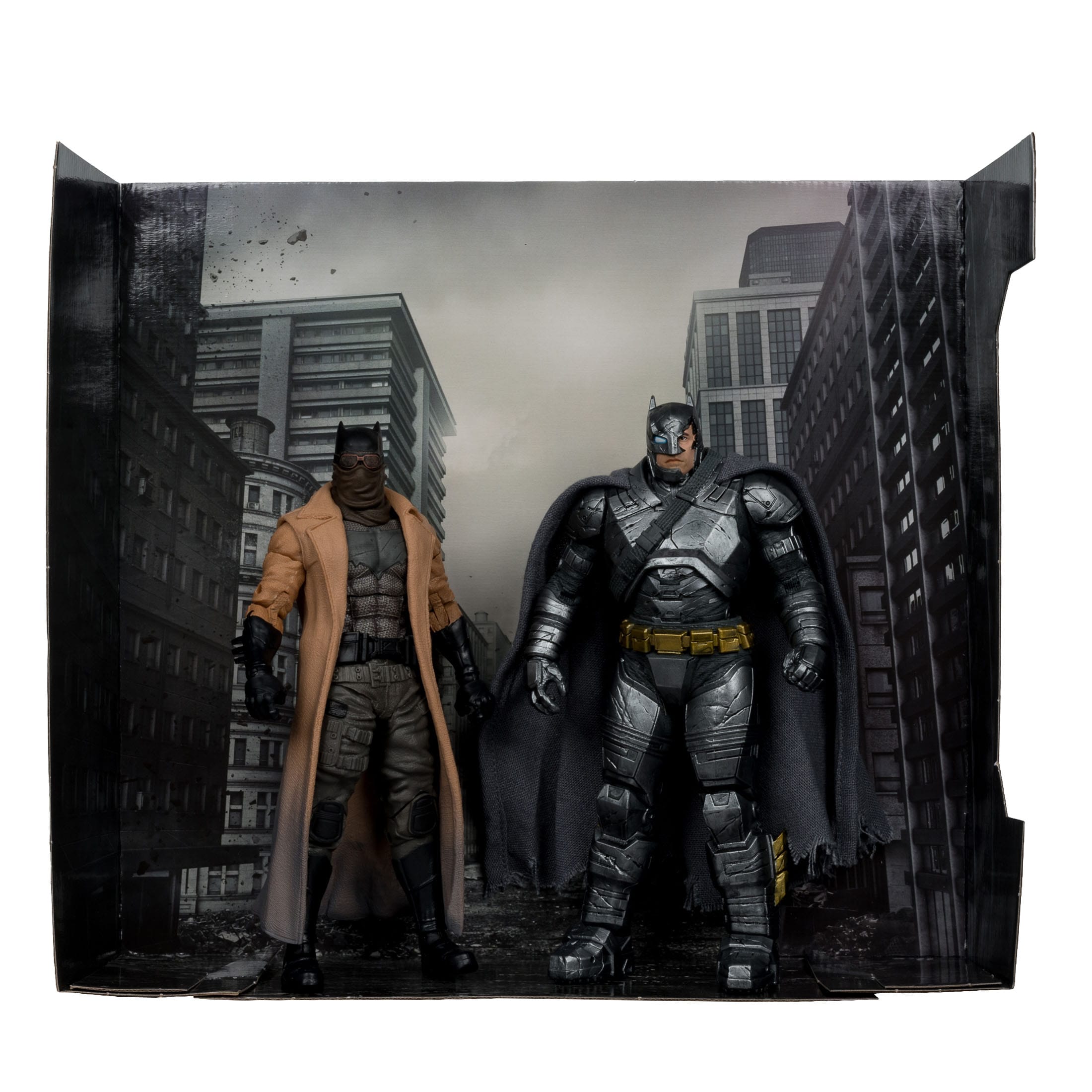 DC Multiverse: Batman (Knightmare) & Batman (Armor Suit) (BvS: Dawn of Justice) - 2-Pack-Actionfiguren-McFarlane Toys-Mighty Underground