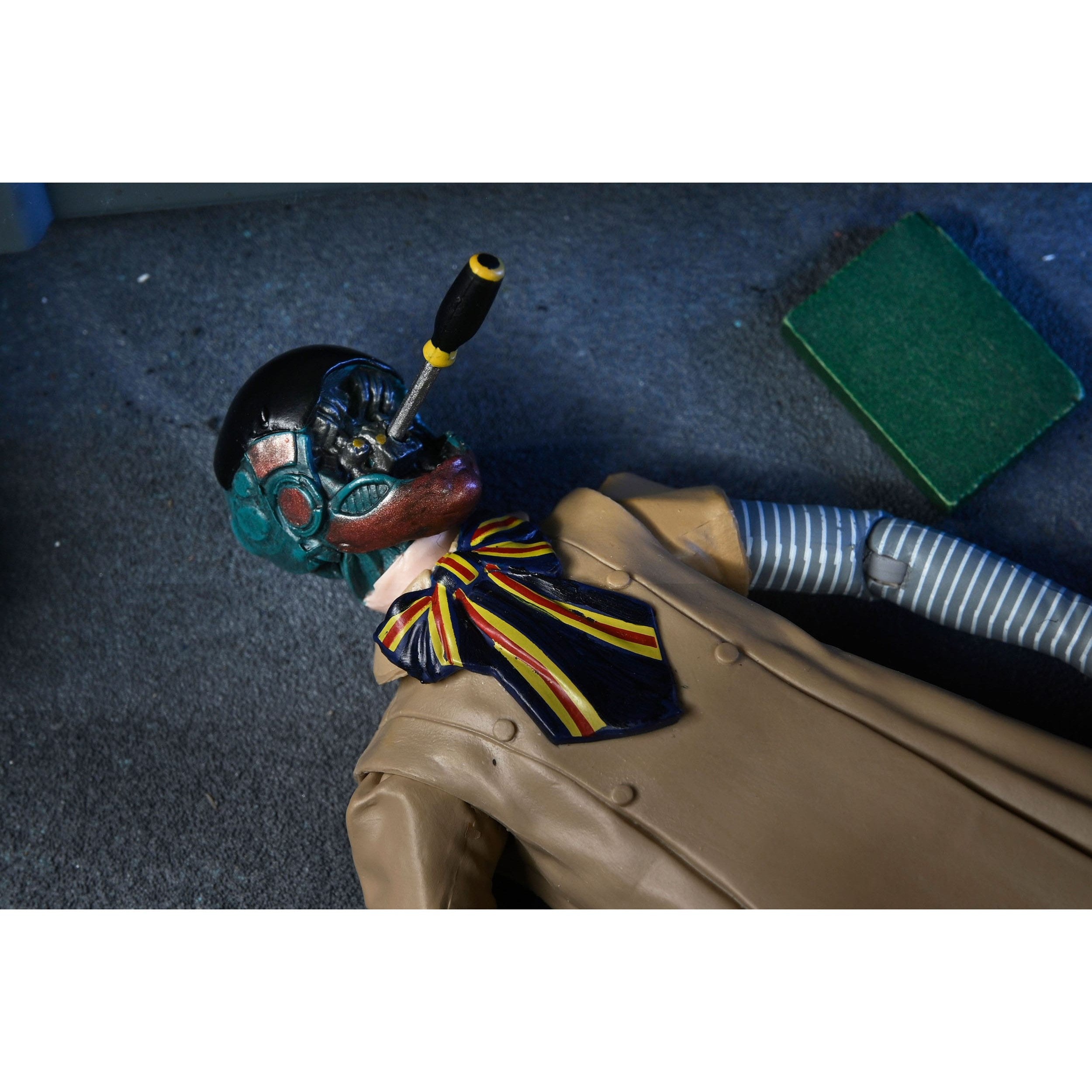 MΞGAN: Ultimate M3GAN-Actionfiguren-NECA-Mighty Underground