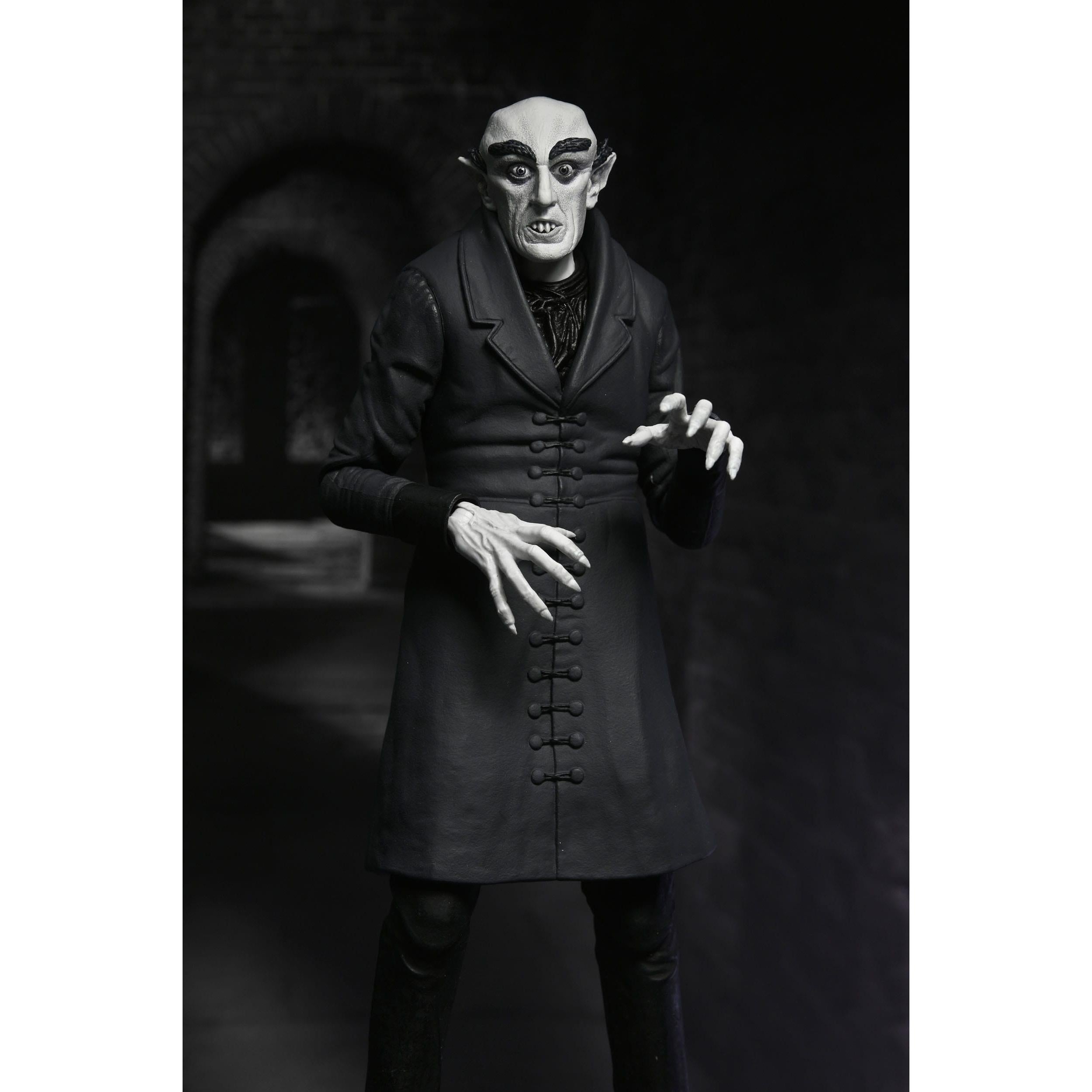 Nosferatu (1922): Ultimate Count Orlok (B&W)-Actionfiguren-NECA-Mighty Underground