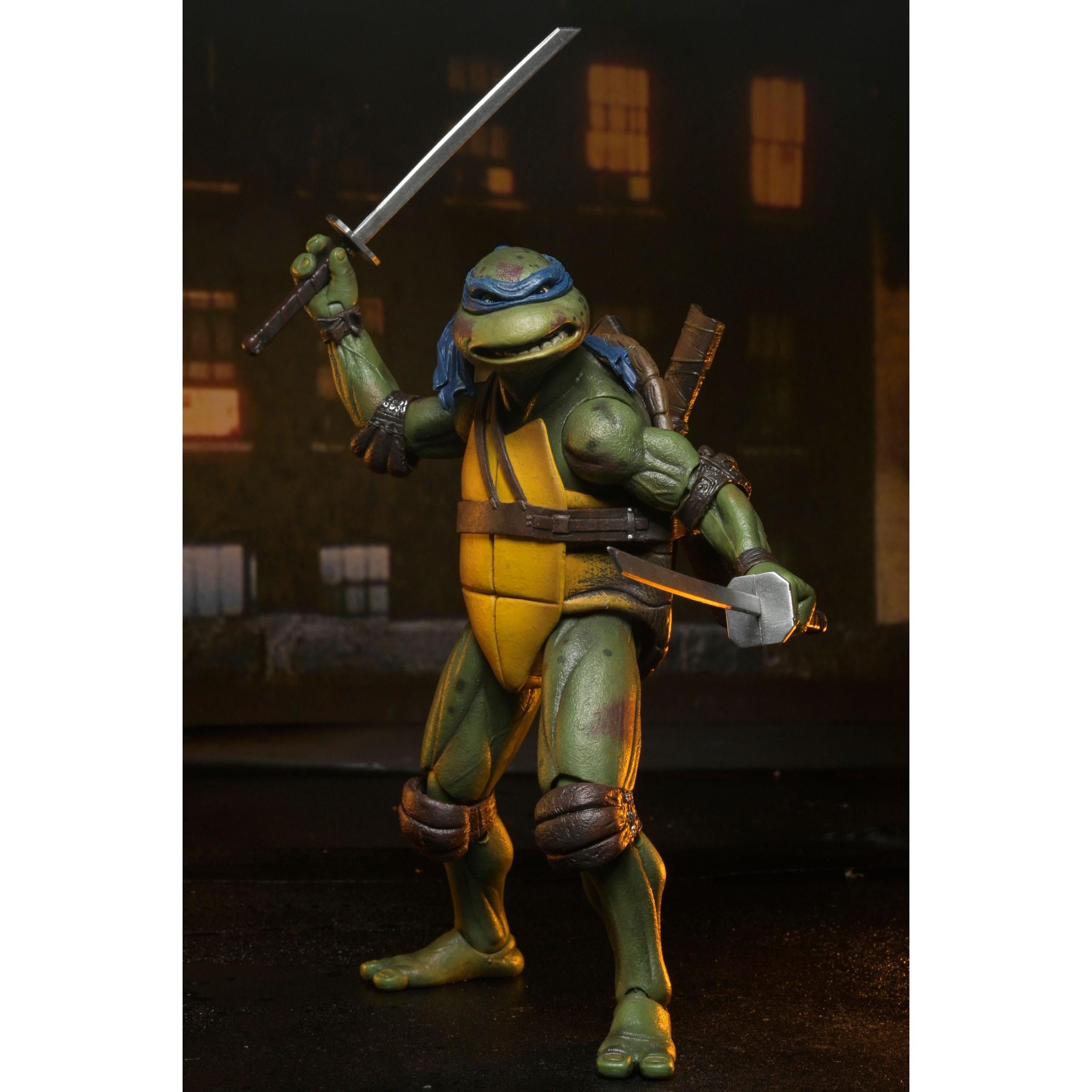 TMNT (1990): Roof Top Battle Shredder vs Leo-Actionfiguren-NECA-Mighty Underground
