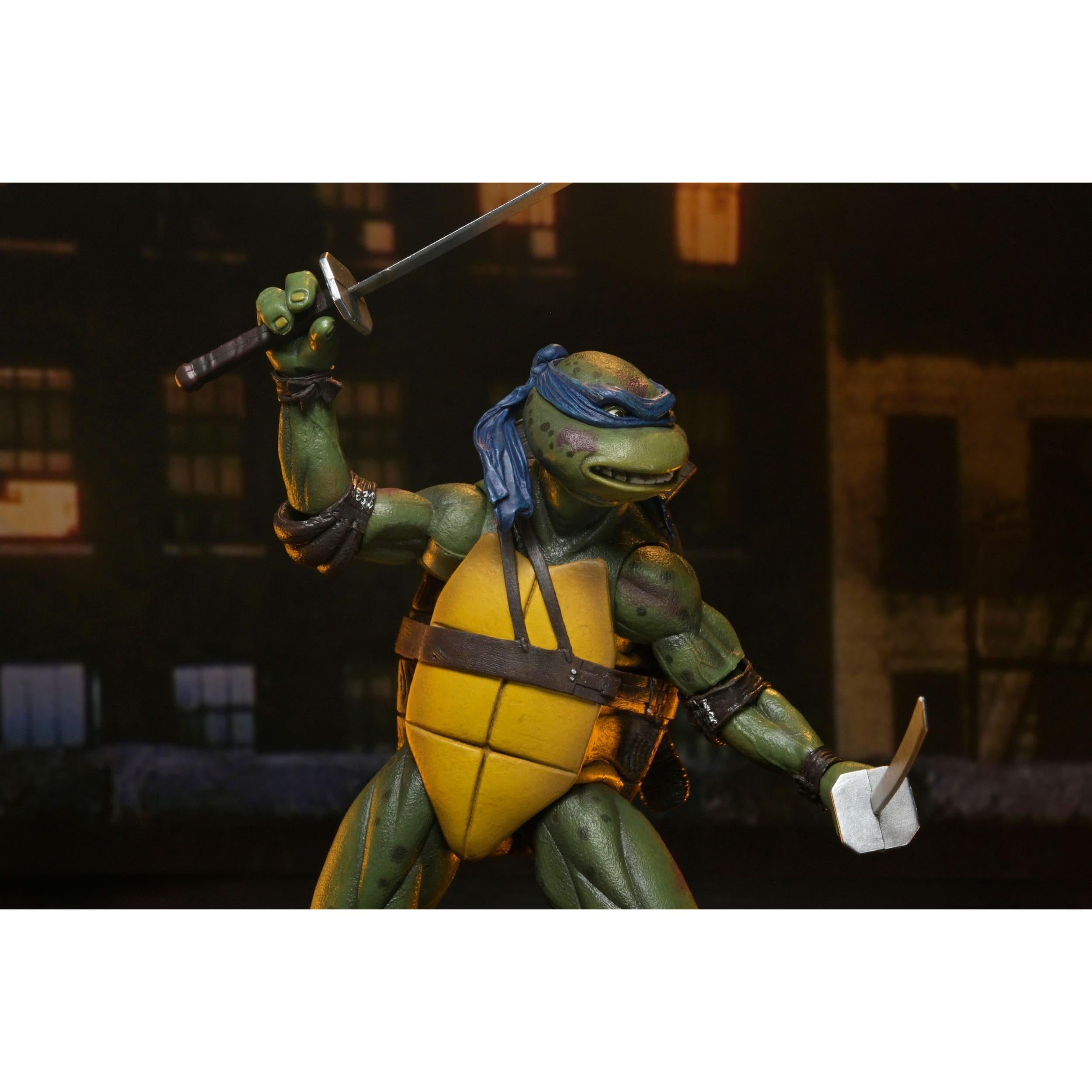 TMNT (1990): Roof Top Battle Shredder vs Leo-Actionfiguren-NECA-Mighty Underground