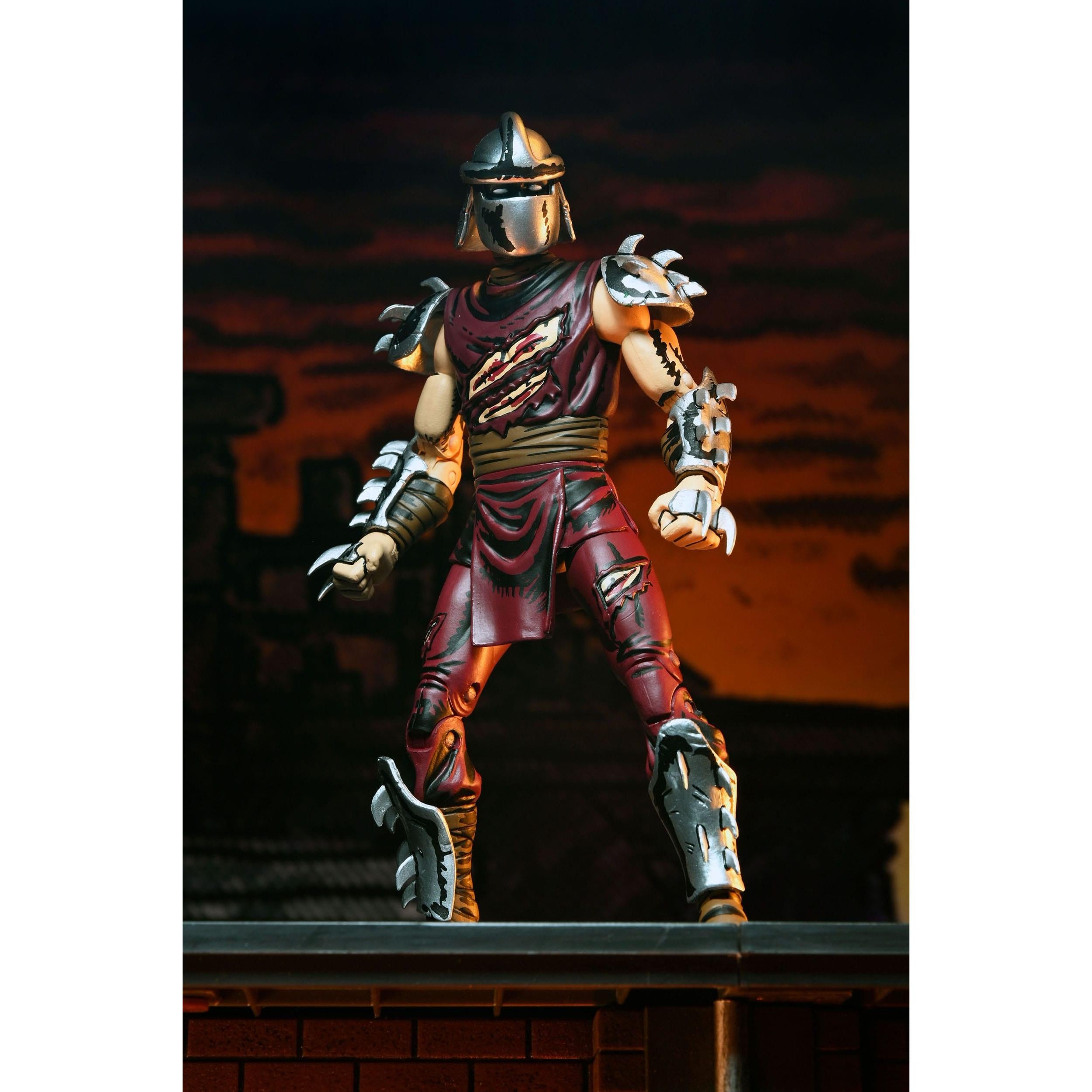 TMNT: Battle Damaged Shredder (Classic Colors) (Mirage)-Actionfiguren-NECA-Mighty Underground