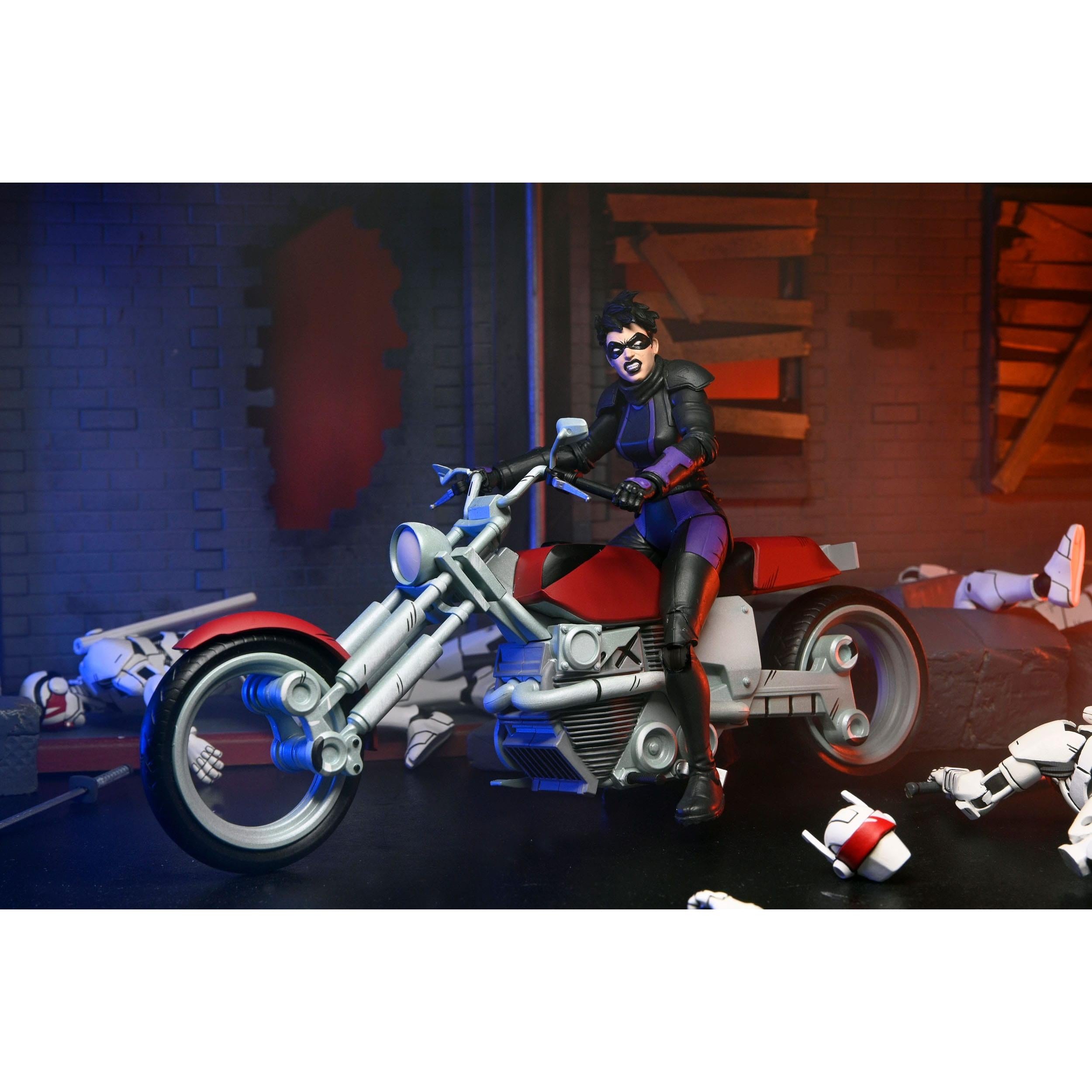 TMNT: Casey Marie with Motorcycle (The Last Ronin)-Actionfiguren-NECA-Mighty Underground