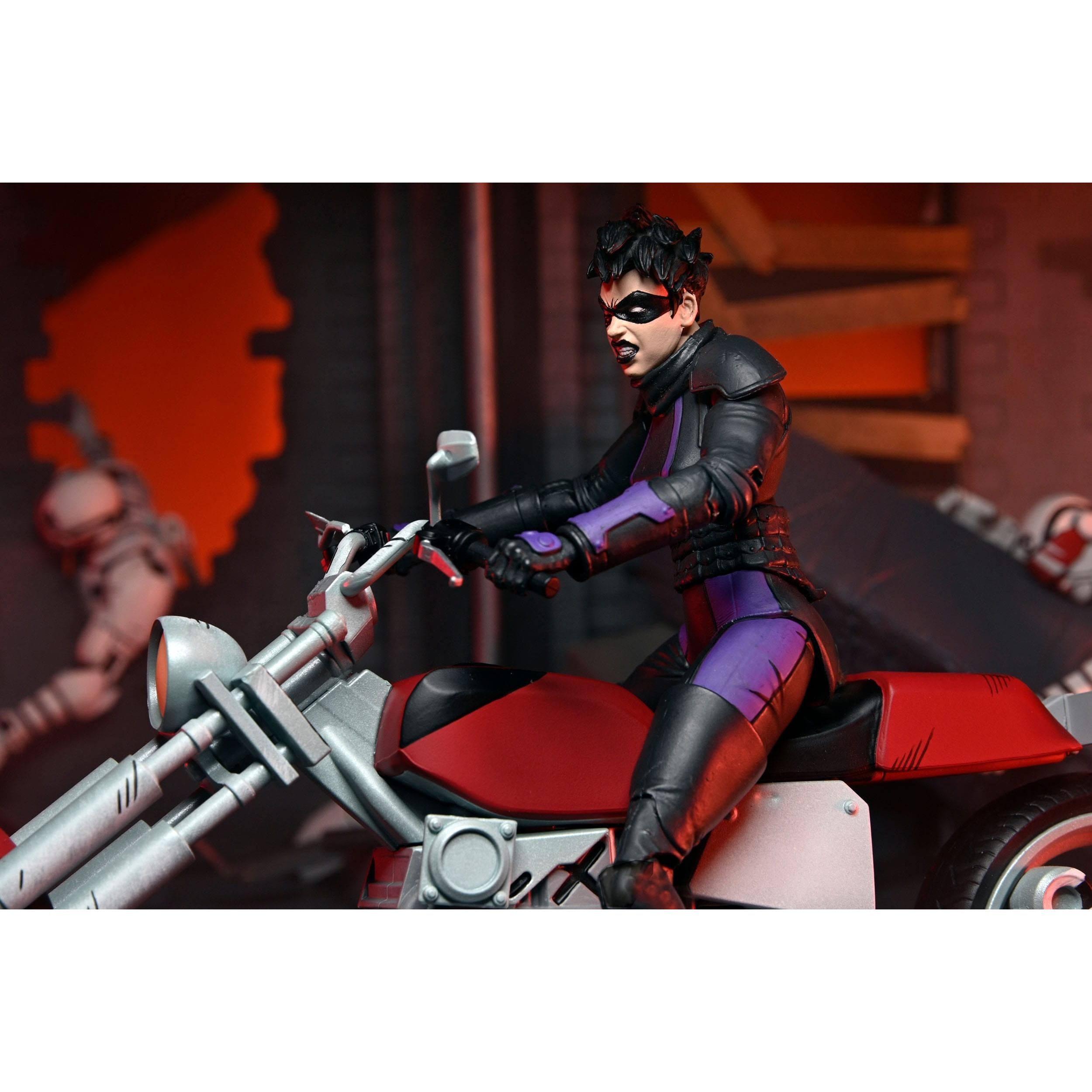 TMNT: Casey Marie with Motorcycle (The Last Ronin)-Actionfiguren-NECA-Mighty Underground