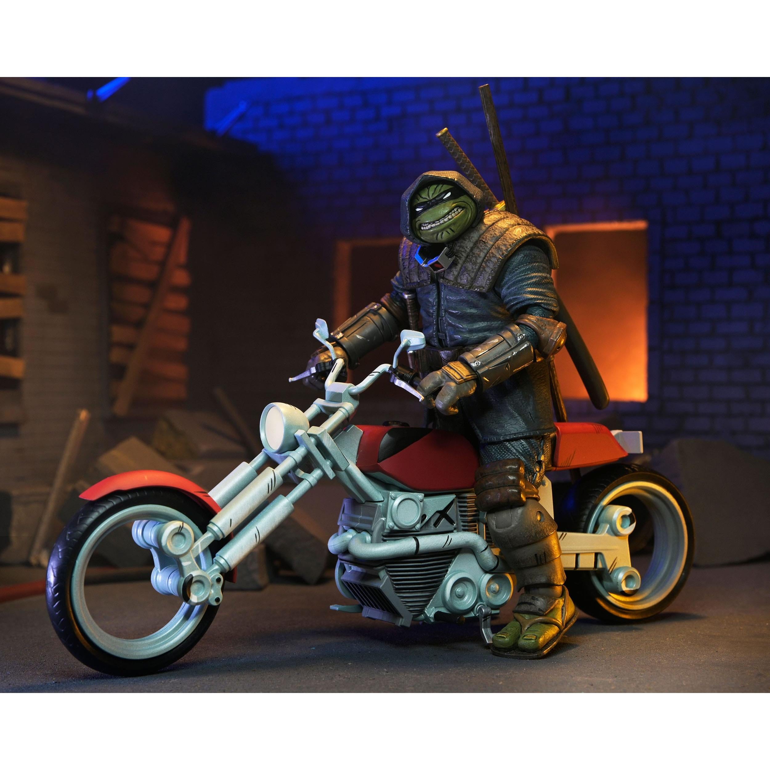 TMNT: Casey Marie with Motorcycle (The Last Ronin)-Actionfiguren-NECA-Mighty Underground