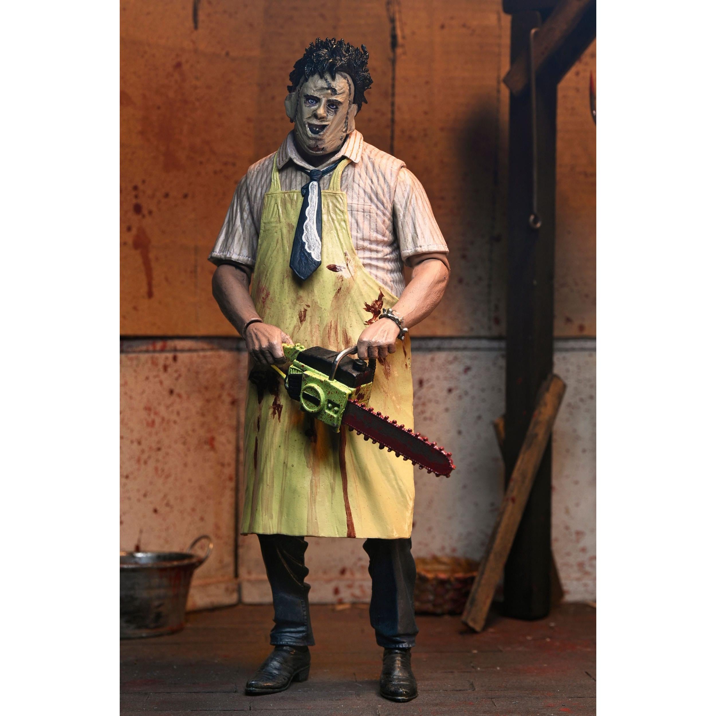 Texas Chainsaw Massacre: Ultimate Leatherface (50th Anniversary)-Actionfiguren-NECA-Mighty Underground