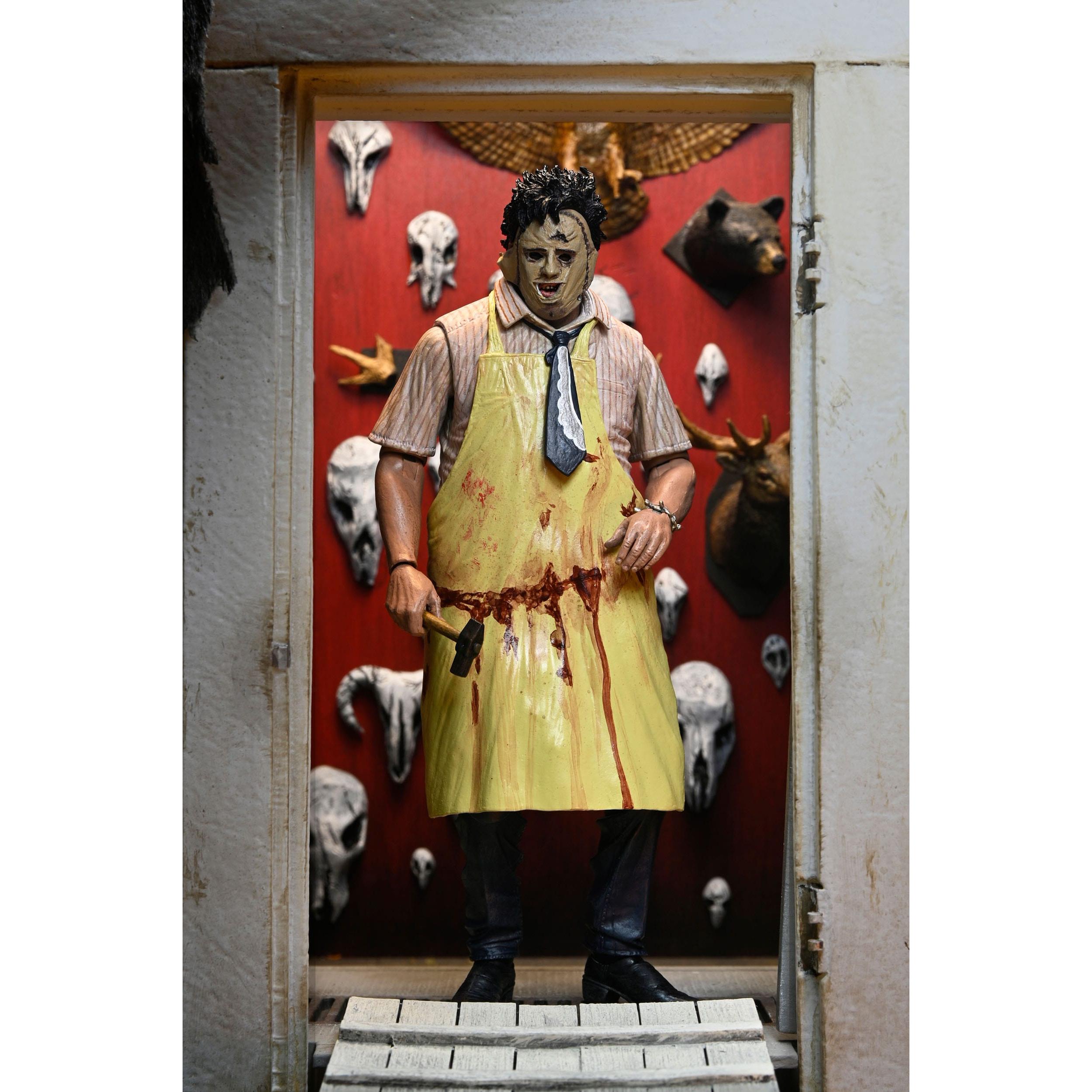 Texas Chainsaw Massacre: Ultimate Leatherface (50th Anniversary)-Actionfiguren-NECA-Mighty Underground