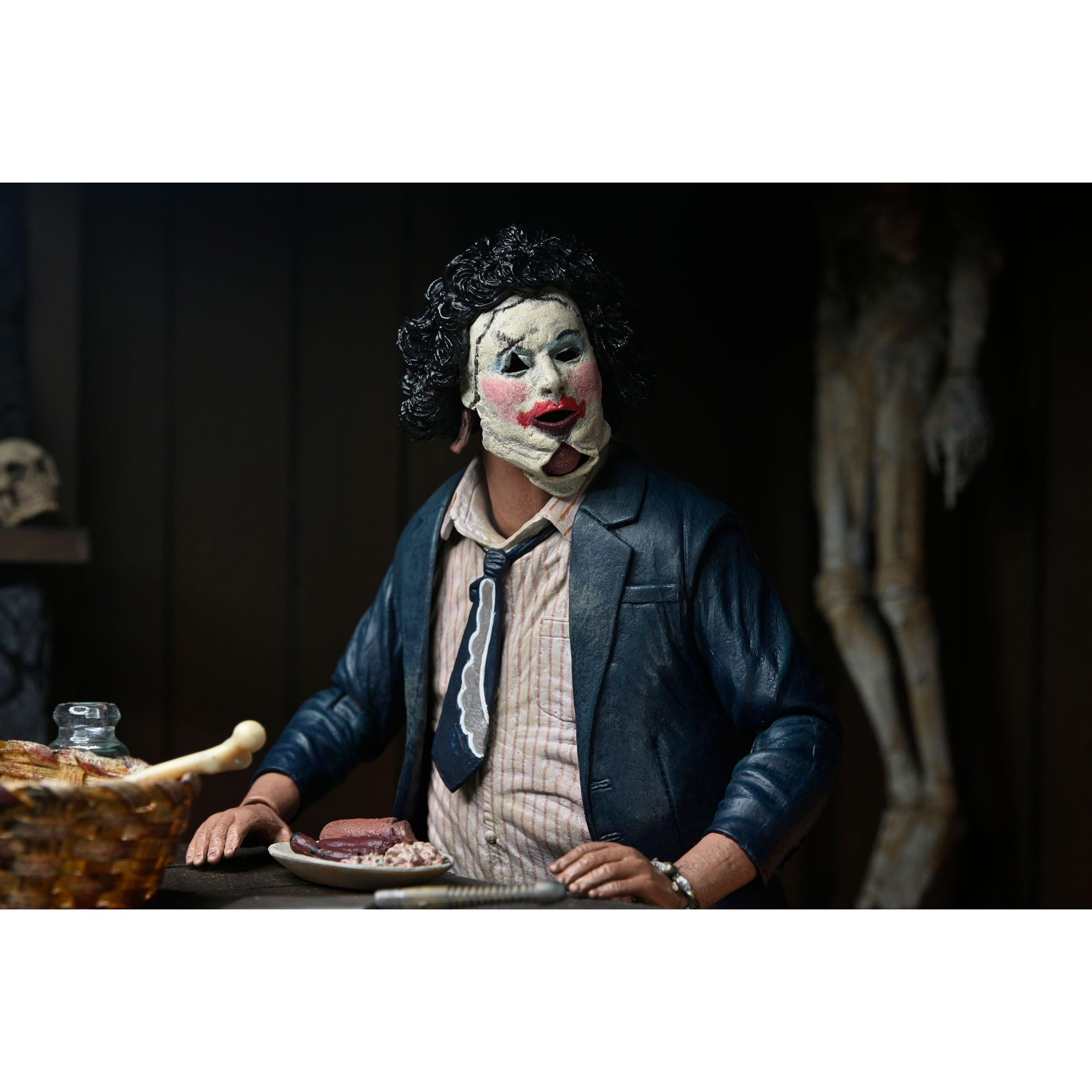 Texas Chainsaw Massacre: Ultimate Pretty Woman Leatherface (50th Anniversary)-Actionfiguren-NECA-Mighty Underground