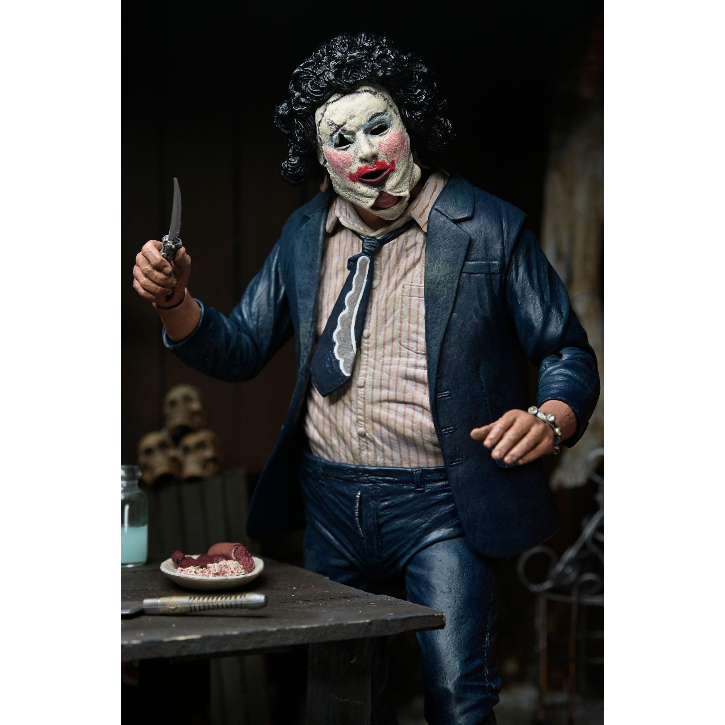 Texas Chainsaw Massacre: Ultimate Pretty Woman Leatherface (50th Anniversary)-Actionfiguren-NECA-Mighty Underground