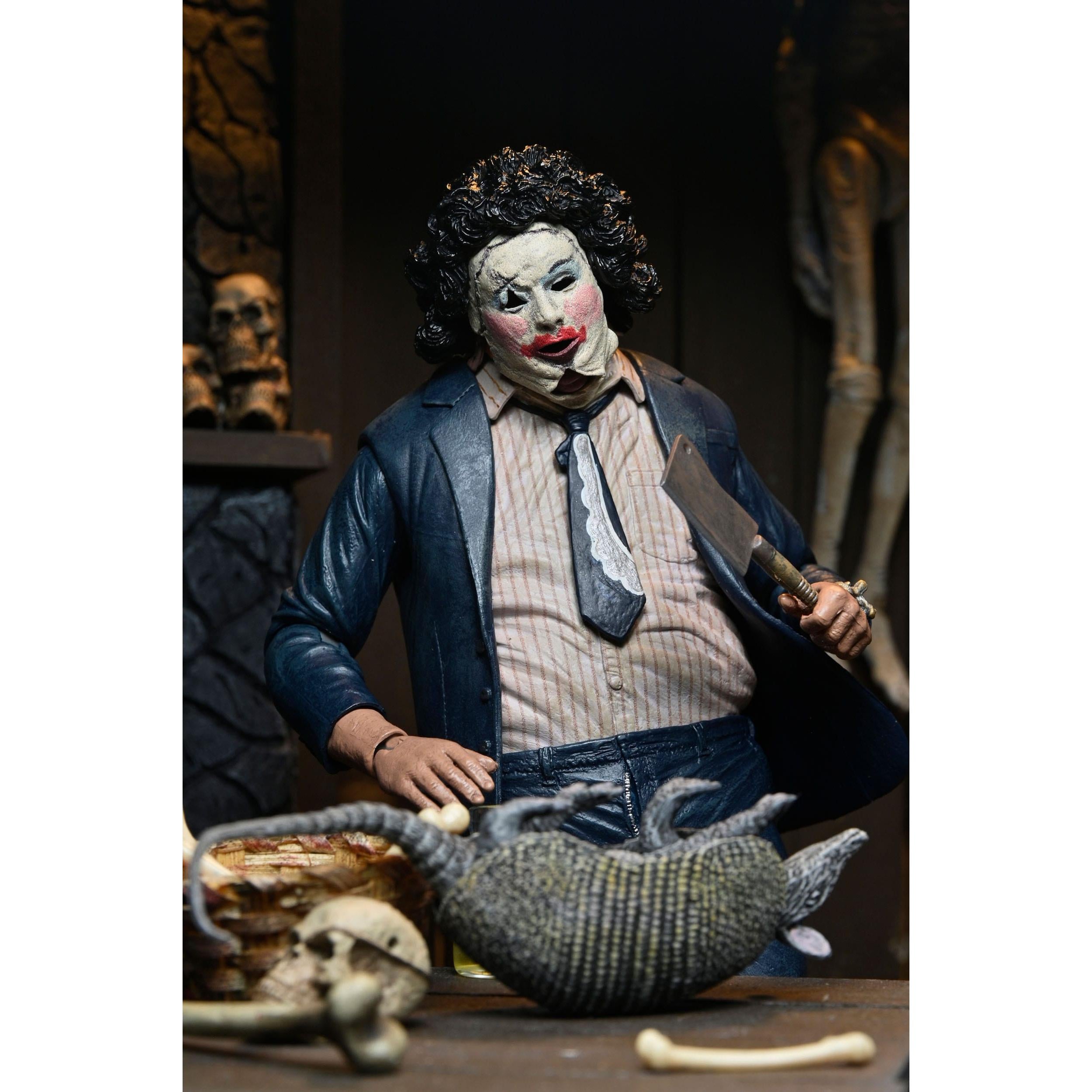 Texas Chainsaw Massacre: Ultimate Pretty Woman Leatherface (50th Anniversary)-Actionfiguren-NECA-Mighty Underground
