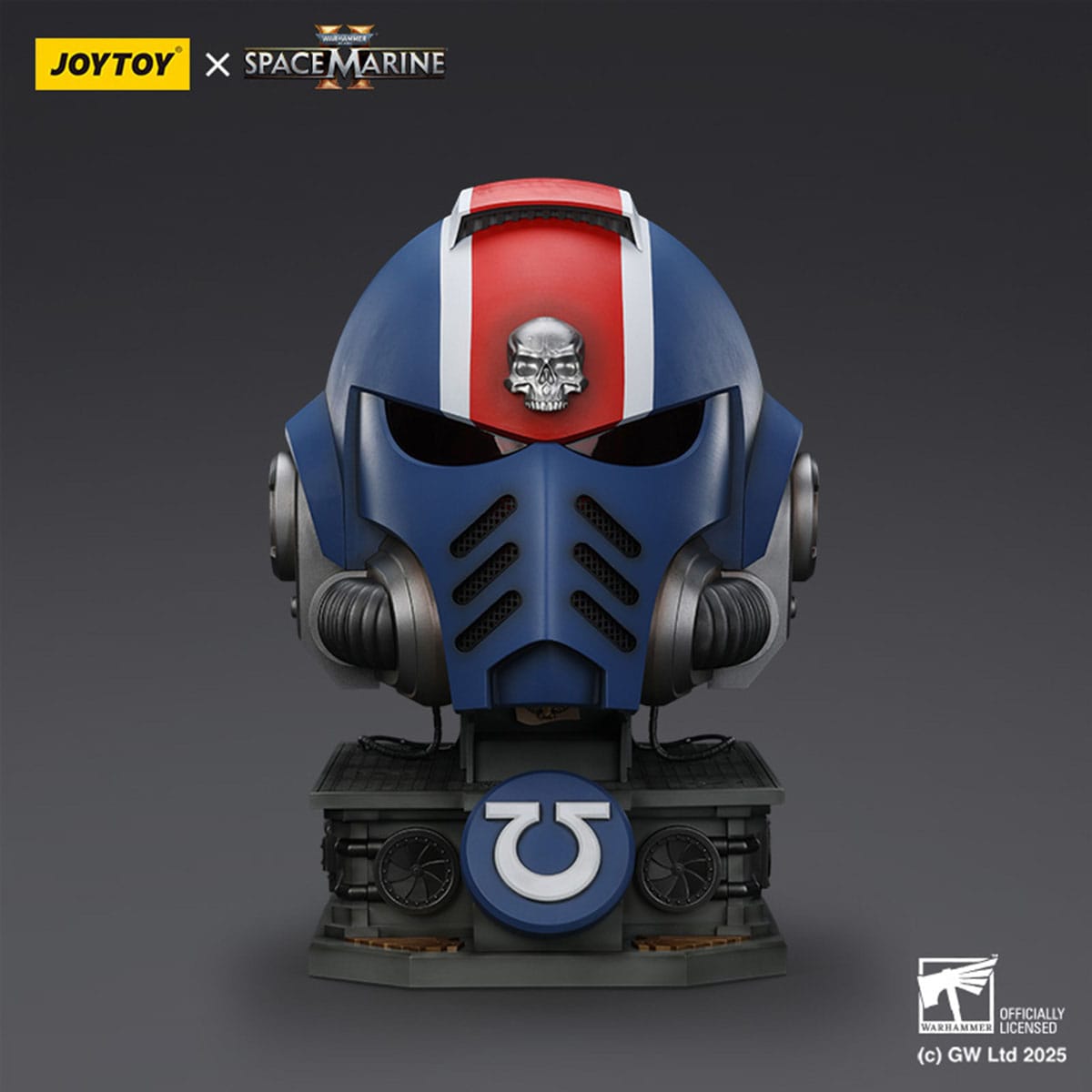Warhammer 40k: Space Marine 2 Ultramarines Lieutenant Titus - Replica Helmet-Actionfiguren-JoyToy-Mighty Underground