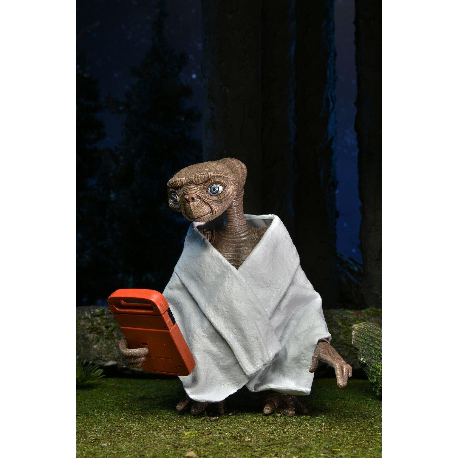 E.T. the Extra-Terrestrial: Ultimate E.T. (40th Anniversary)-Actionfiguren-NECA-Mighty Underground