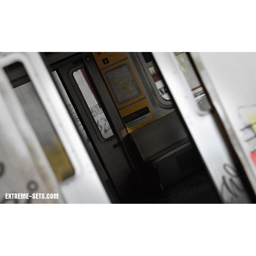 Subway Cart 2.0 Pop-Up - Diorama - 1/12-Actionfiguren-Extreme Sets-Mighty Underground