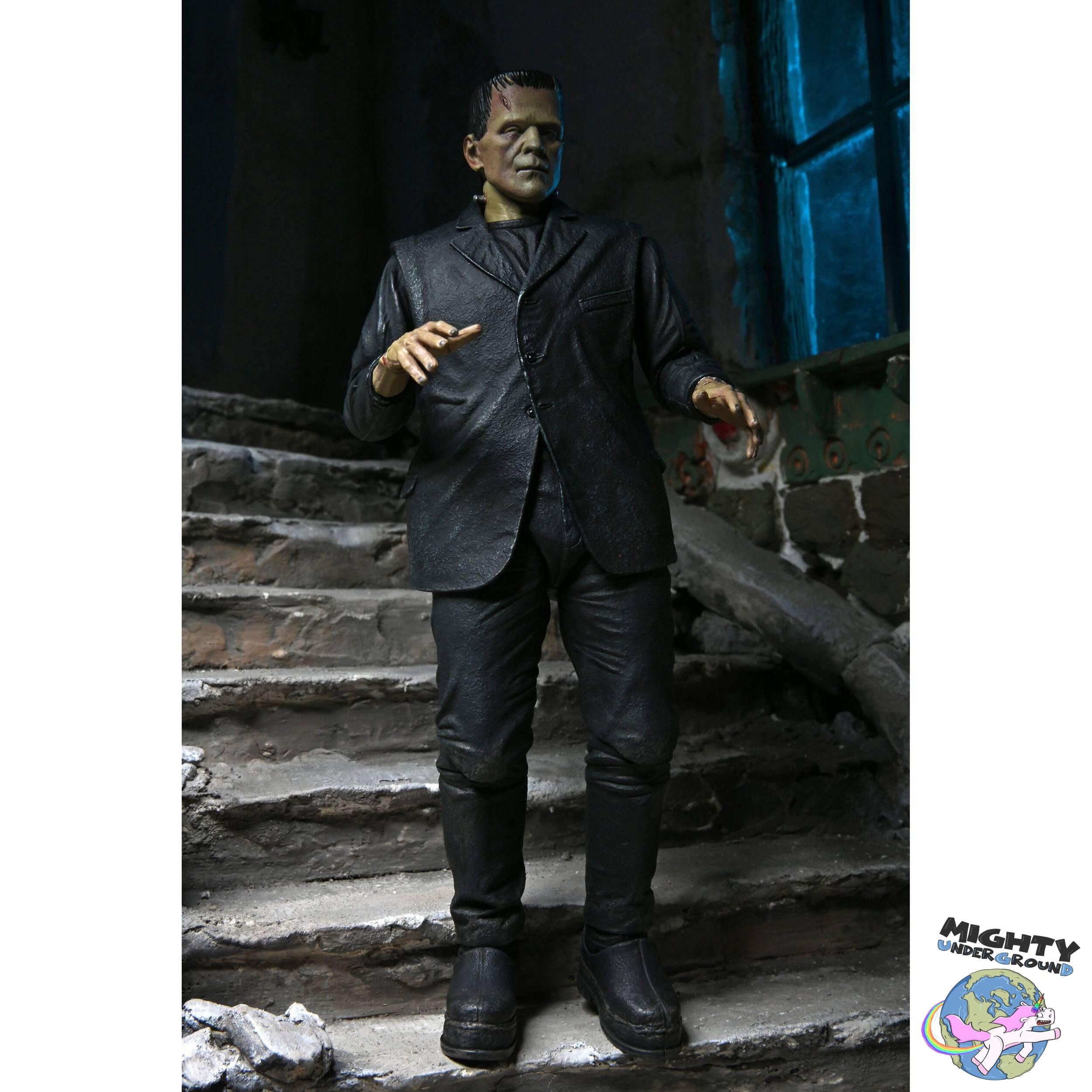 Universal Monsters: Ultimate Frankenstein's Monster (Color)-Actionfiguren-NECA-Mighty Underground