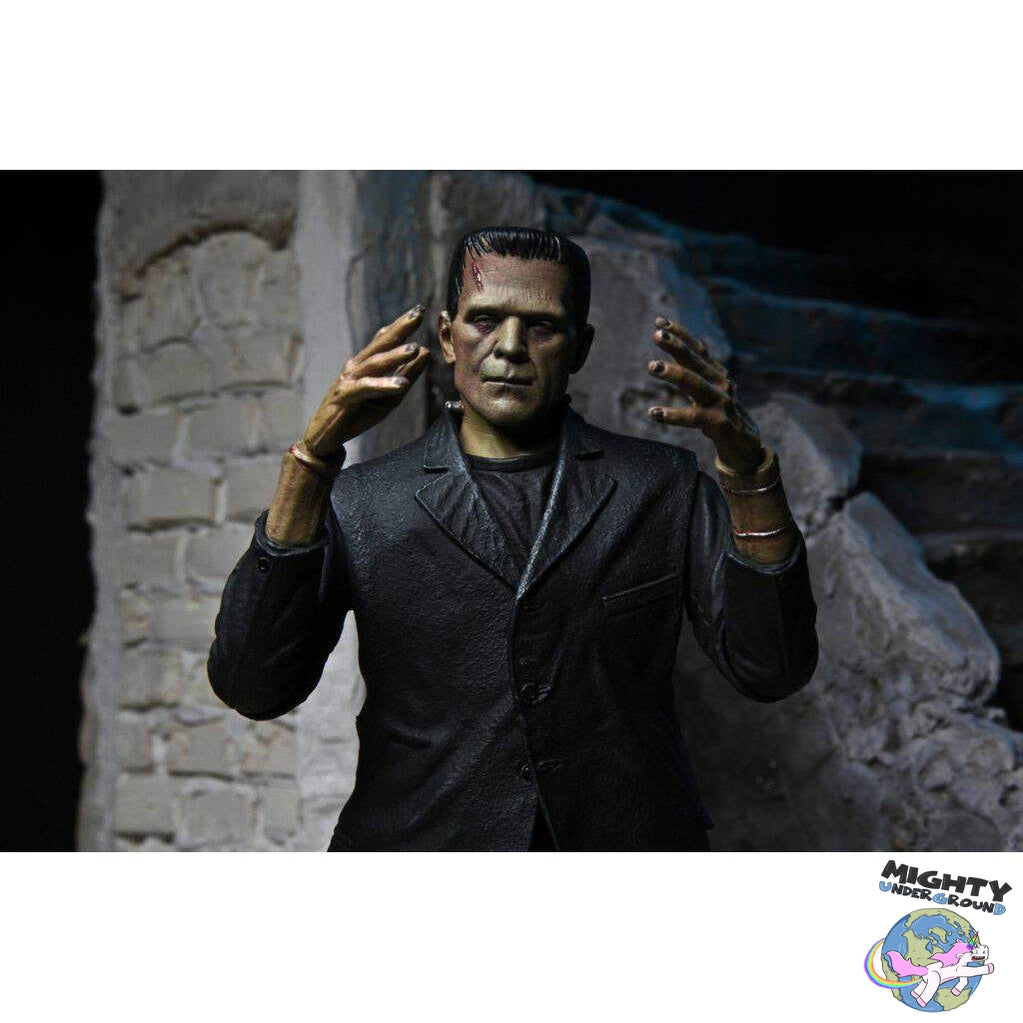 Universal Monsters: Ultimate Frankenstein's Monster (Color)-Actionfiguren-NECA-Mighty Underground