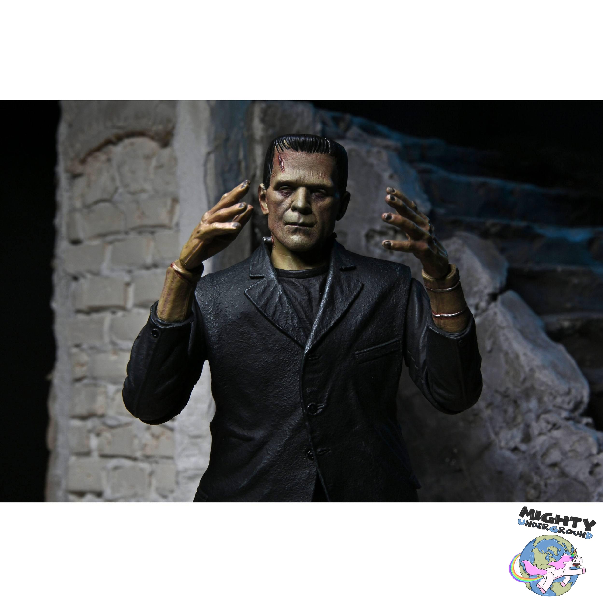 Universal Monsters: Ultimate Frankenstein's Monster (Color)-Actionfiguren-NECA-Mighty Underground