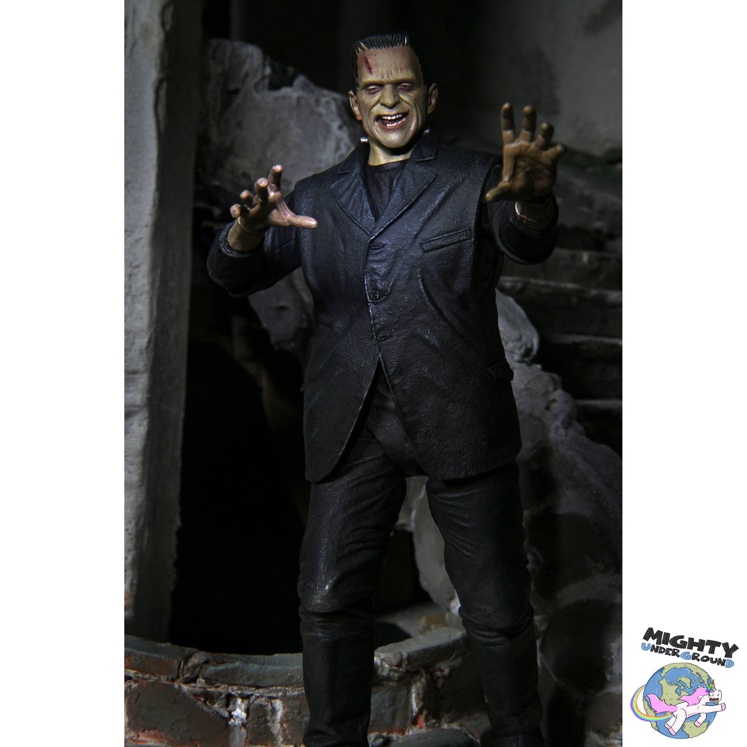 Universal Monsters: Ultimate Frankenstein's Monster (Color)-Actionfiguren-NECA-Mighty Underground