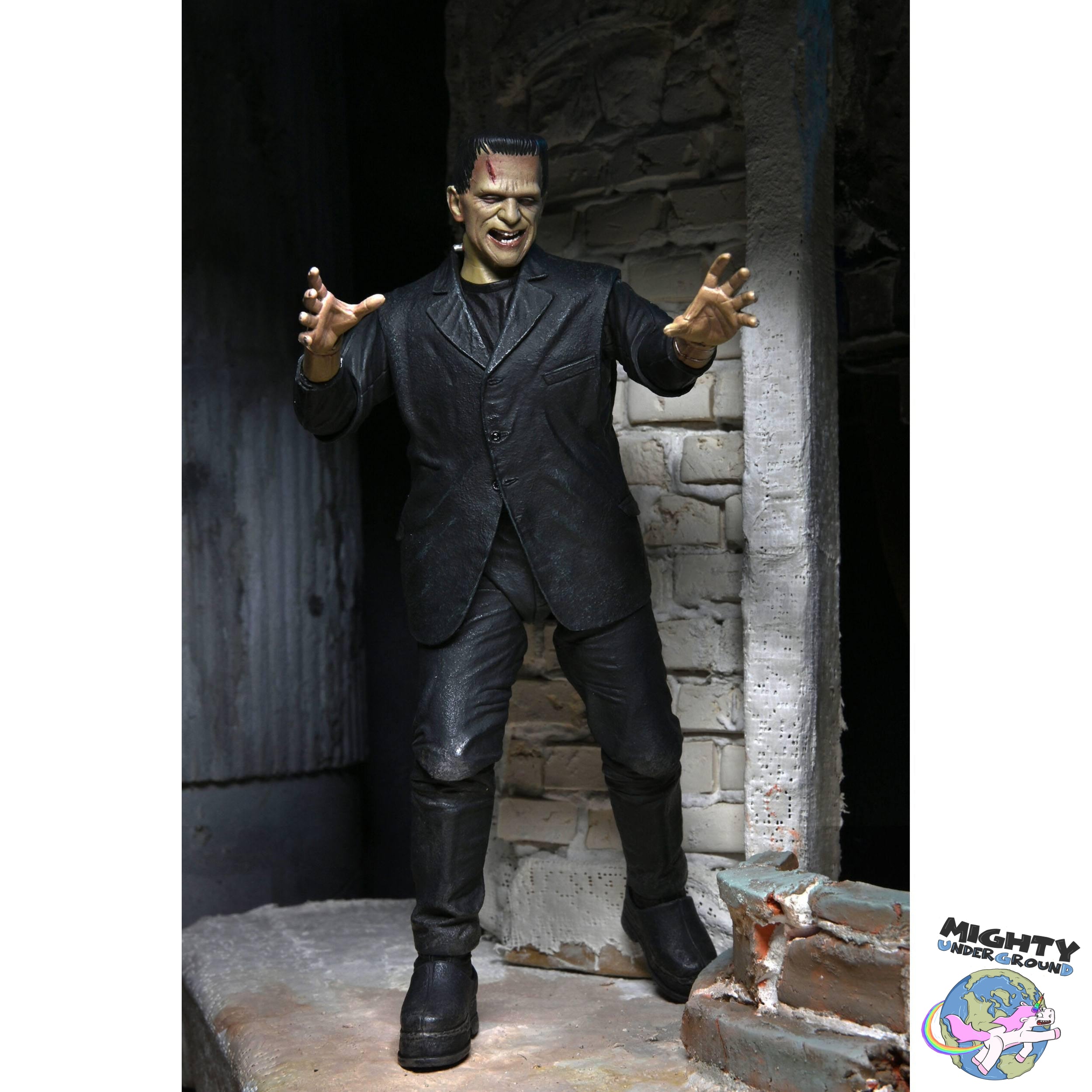 Universal Monsters: Ultimate Frankenstein's Monster (Color)-Actionfiguren-NECA-Mighty Underground