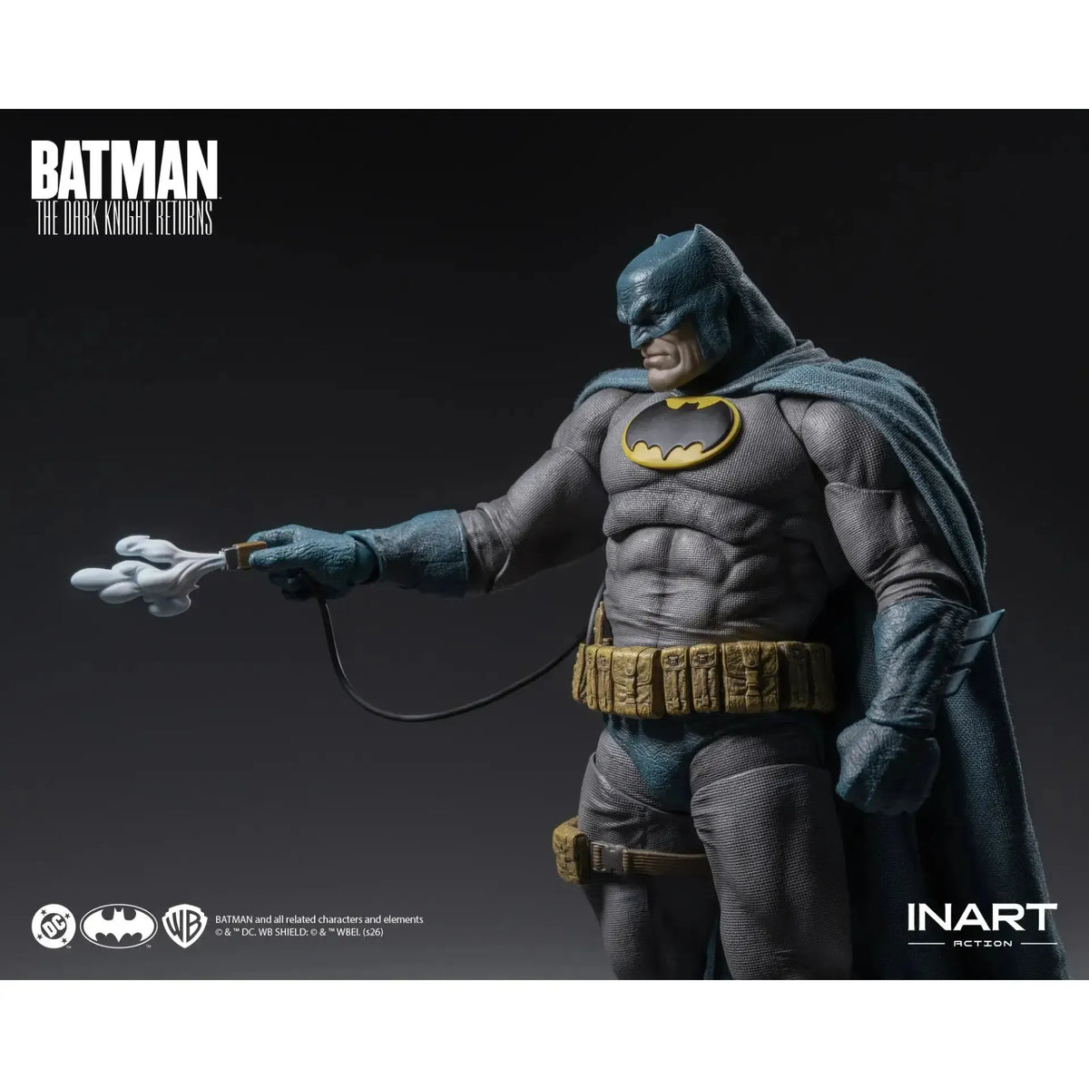 DC Comics: Batman The Dark Knight Returns Blue Suit - 1/12