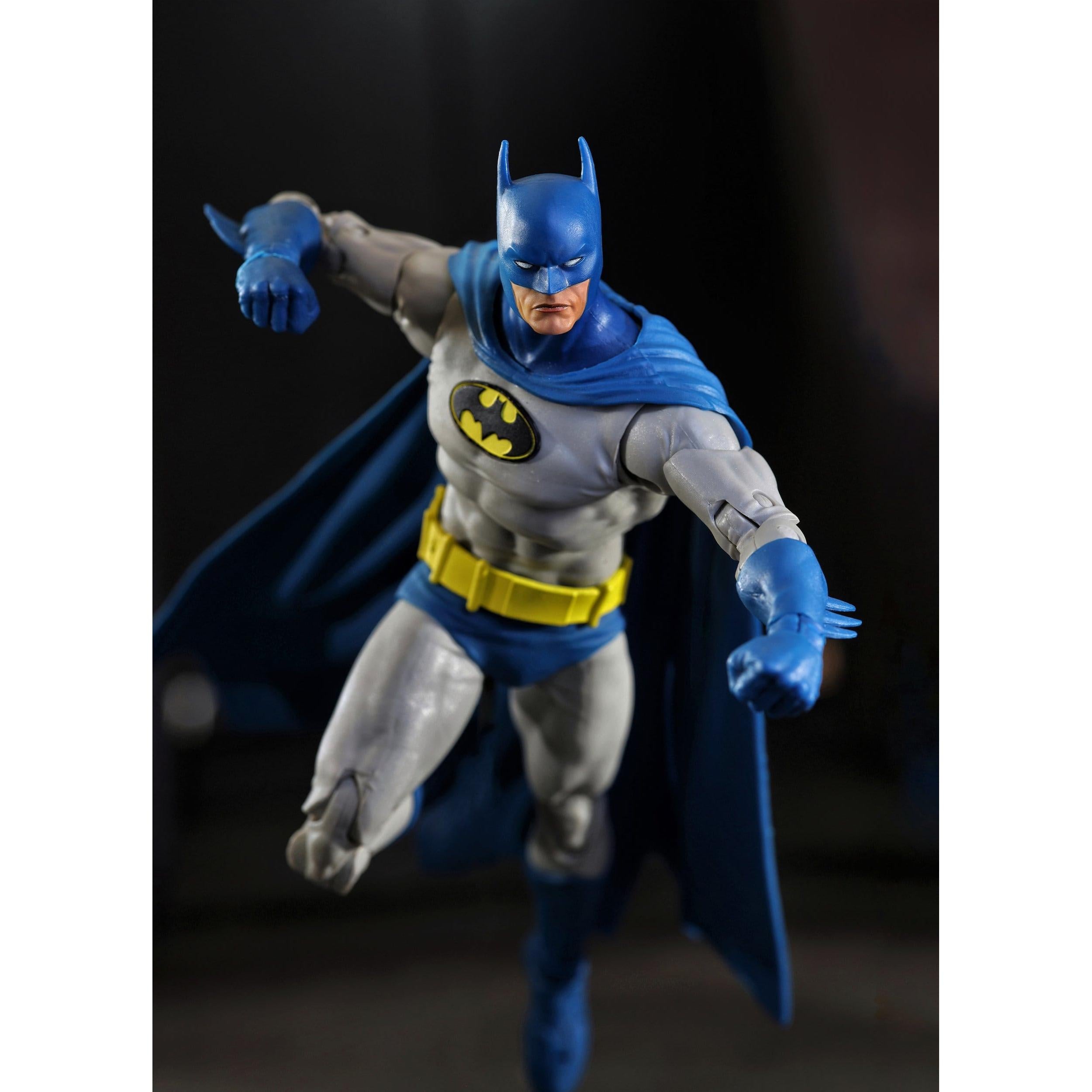 DC Multiverse: Batman (Knightfall) (Vault Collection)-Actionfiguren-McFarlane Toys-Mighty Underground