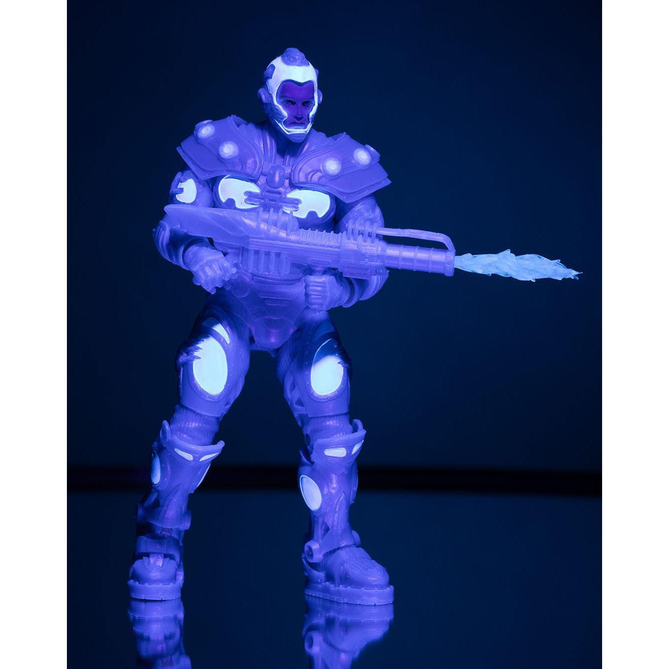 DC Multiverse: Batman & Robin: Mr. Freeze (Black Light Edition)-Actionfiguren-McFarlane Toys-Mighty Underground