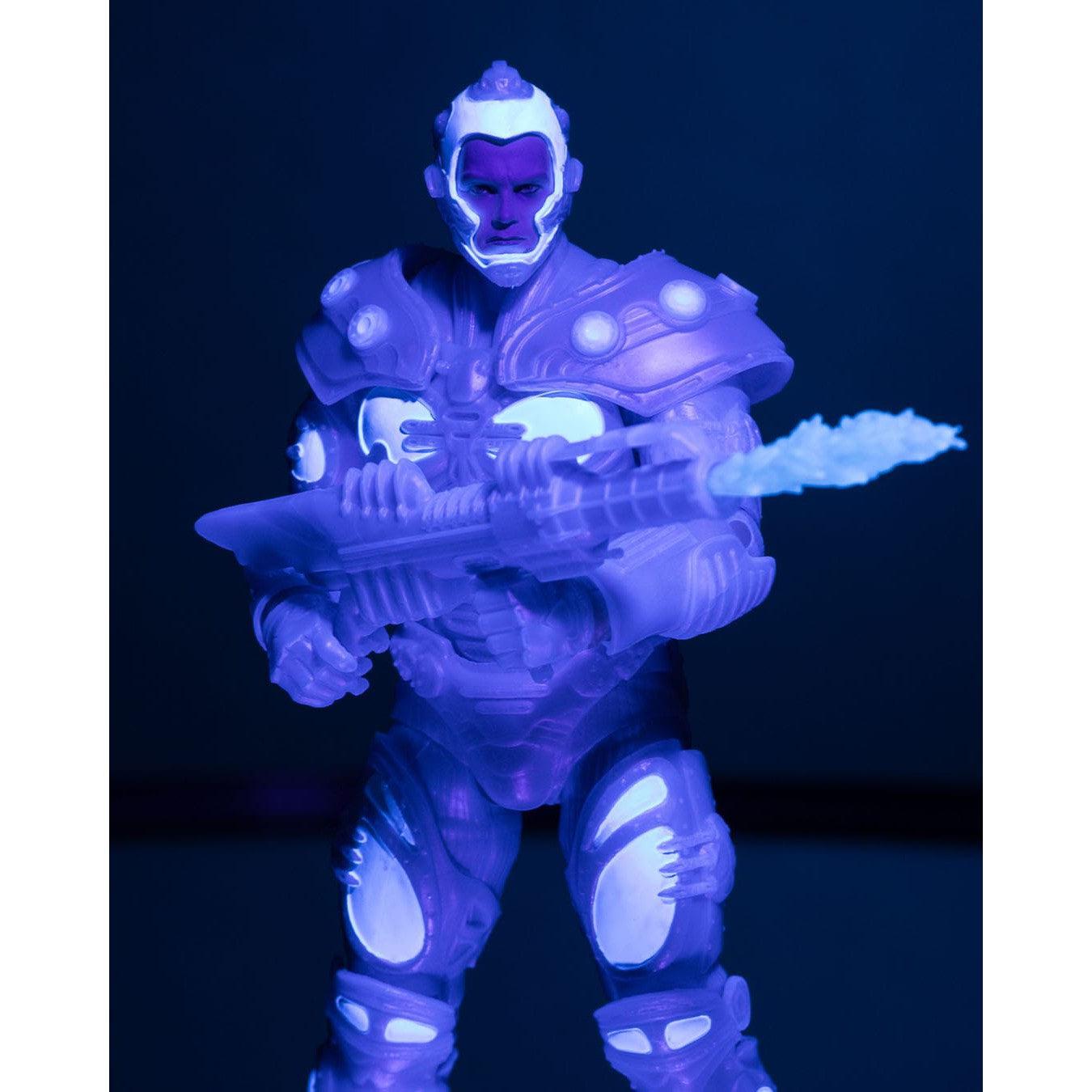 DC Multiverse: Batman & Robin: Mr. Freeze (Black Light Edition)-Actionfiguren-McFarlane Toys-Mighty Underground