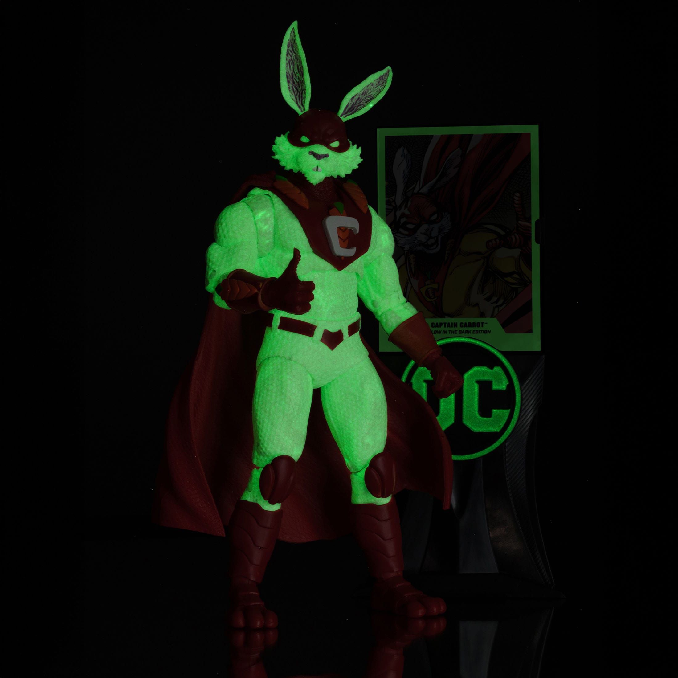 DC Multiverse: Captain Carrot (Justice League Incarnate) (Glow In The Dark Edition)-Actionfiguren-McFarlane Toys-Mighty Underground