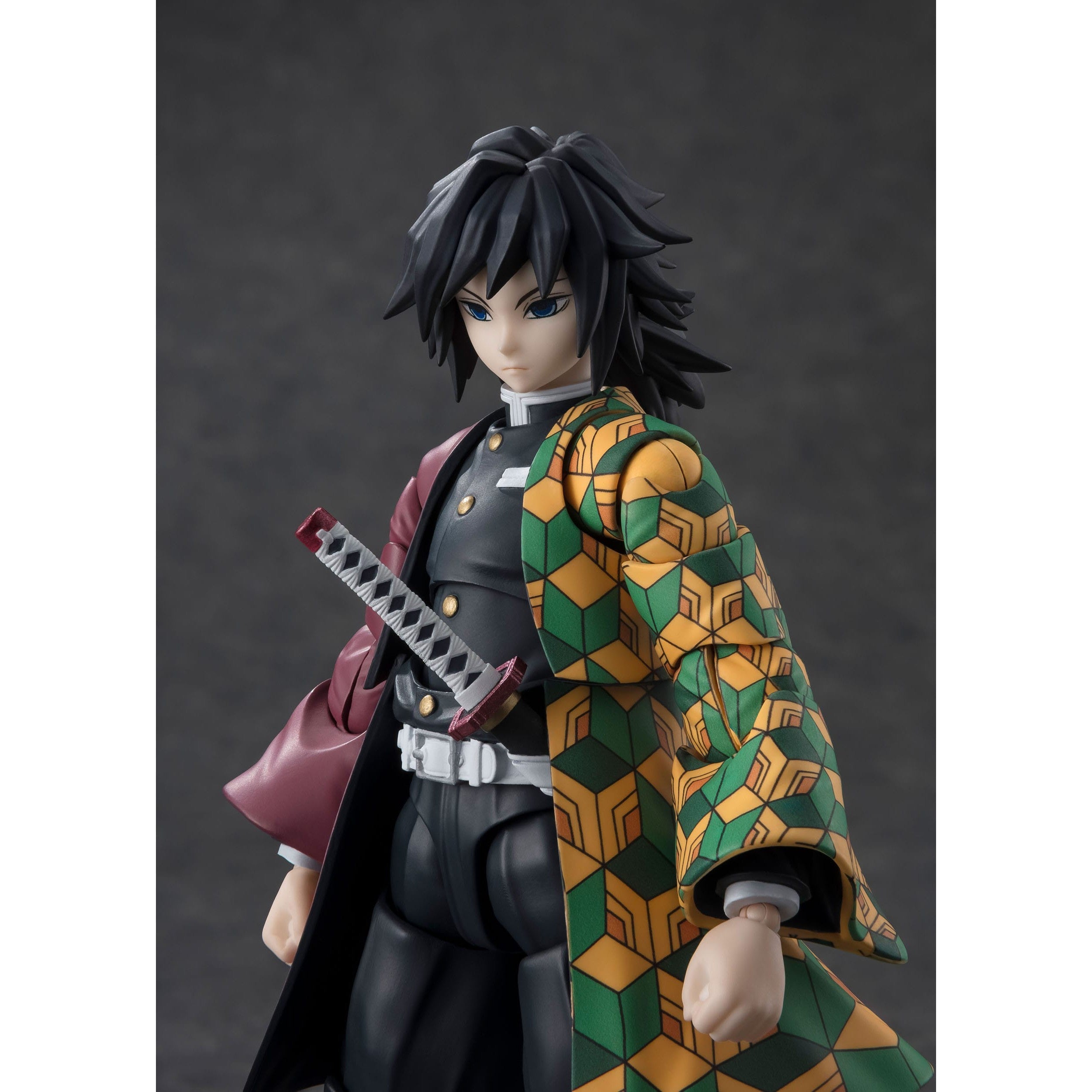 Demon Slayer: Giyu Tomioka-Actionfiguren-Bandai Tamashii Nations-Mighty Underground