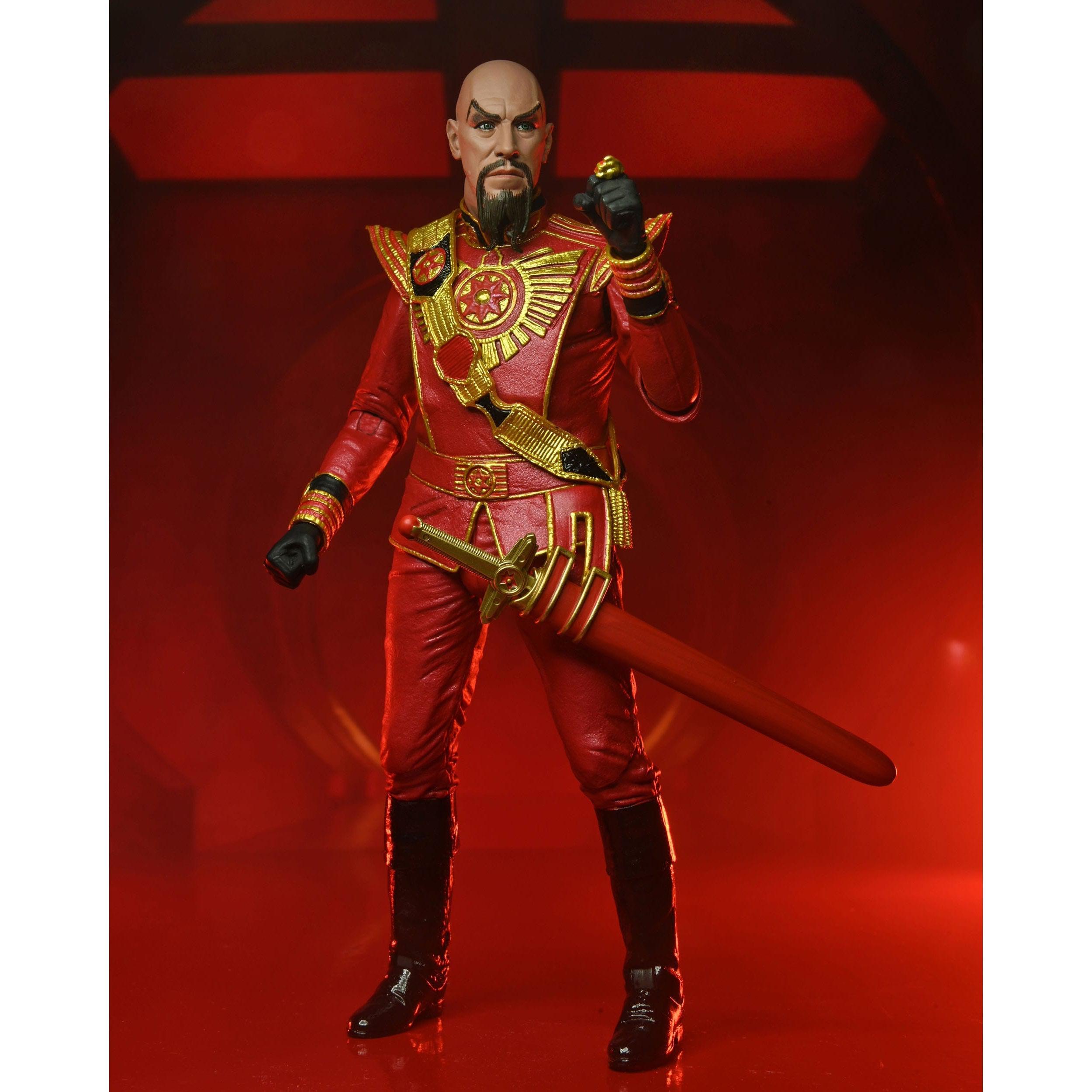 Flash Gordon (1980): Ultimate Ming (Red Military Outfit)-Actionfiguren-NECA-Mighty Underground