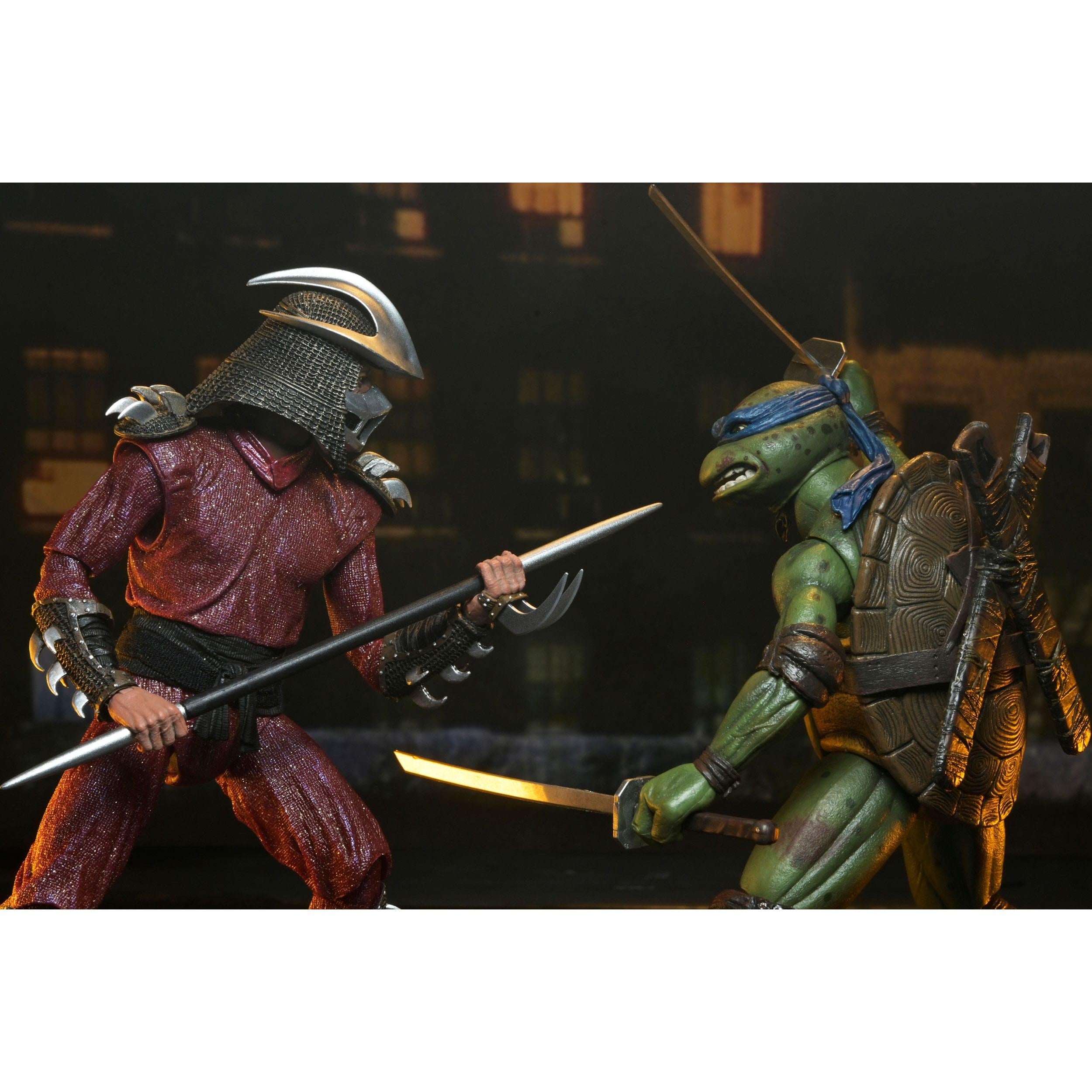 TMNT (1990): Roof Top Battle Shredder vs Leo-Actionfiguren-NECA-Mighty Underground