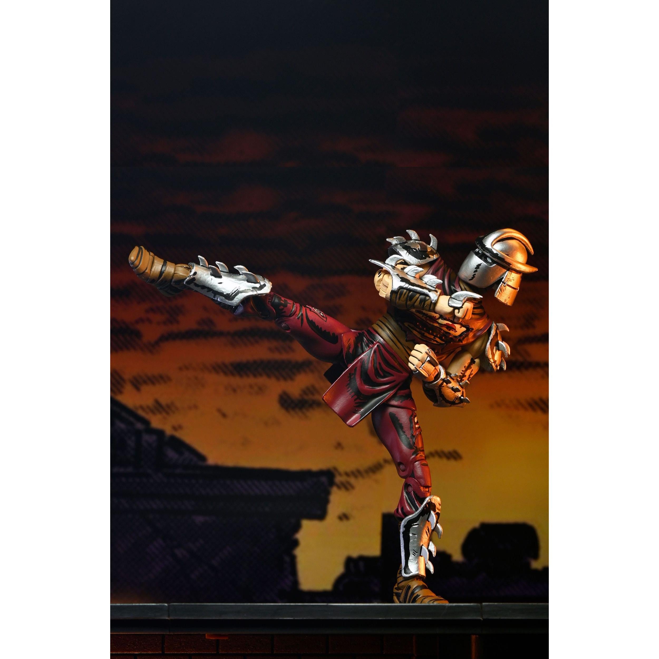 TMNT: Battle Damaged Shredder (Classic Colors) (Mirage)-Actionfiguren-NECA-Mighty Underground