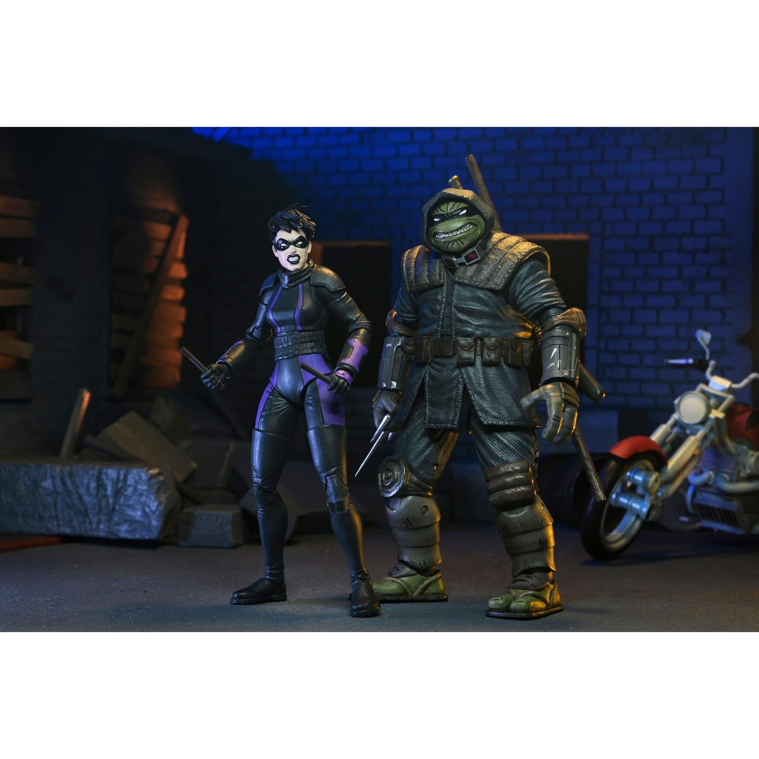 TMNT: Casey Marie with Motorcycle (The Last Ronin)-Actionfiguren-NECA-Mighty Underground