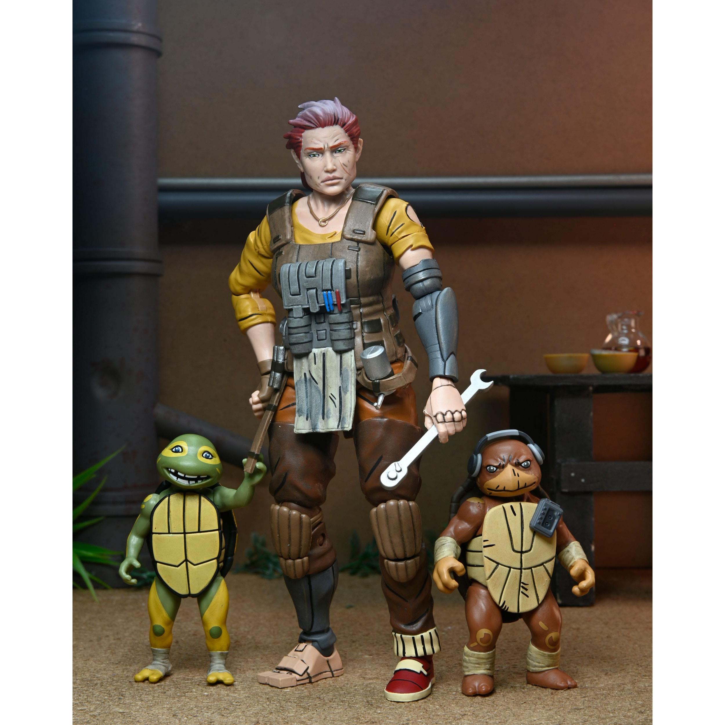 TMNT: Grammy April with Baby Yi & Moja (The Last Ronin)-Actionfiguren-NECA-Mighty Underground