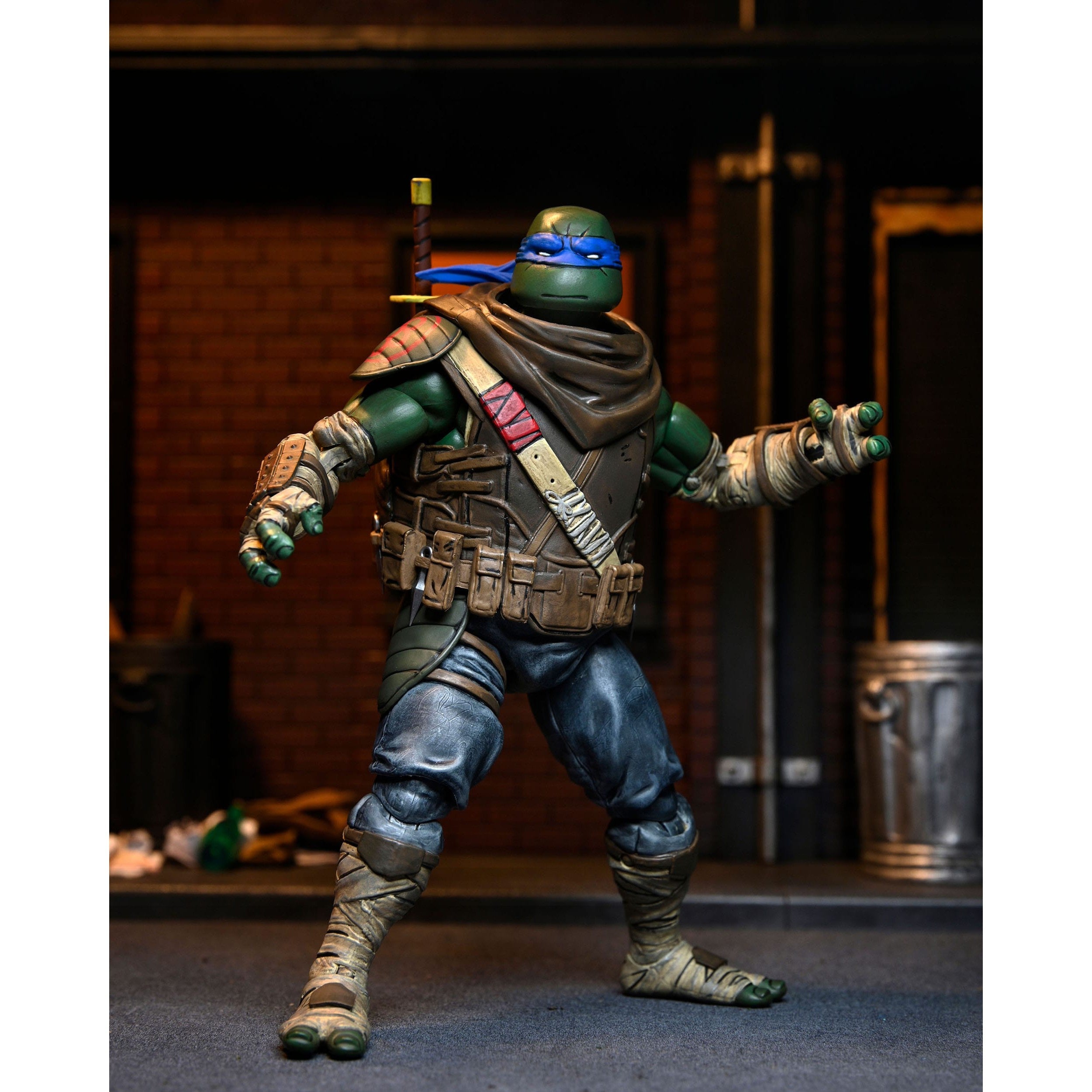 TMNT: Ultimate Leonardo (The Last Ronin)-Actionfiguren-NECA-Mighty Underground