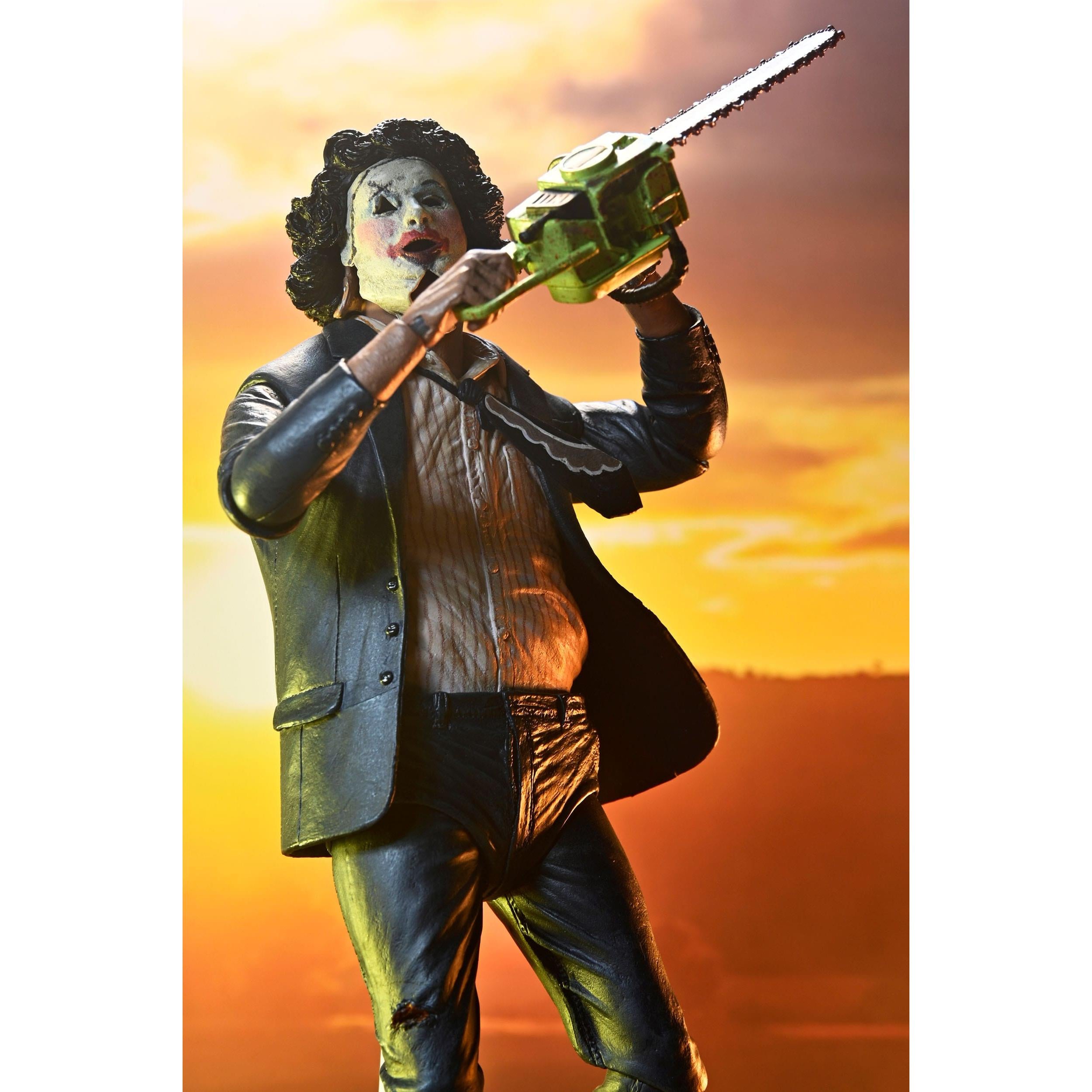 Texas Chainsaw Massacre: Ultimate Pretty Woman Leatherface (50th Anniversary)-Actionfiguren-NECA-Mighty Underground