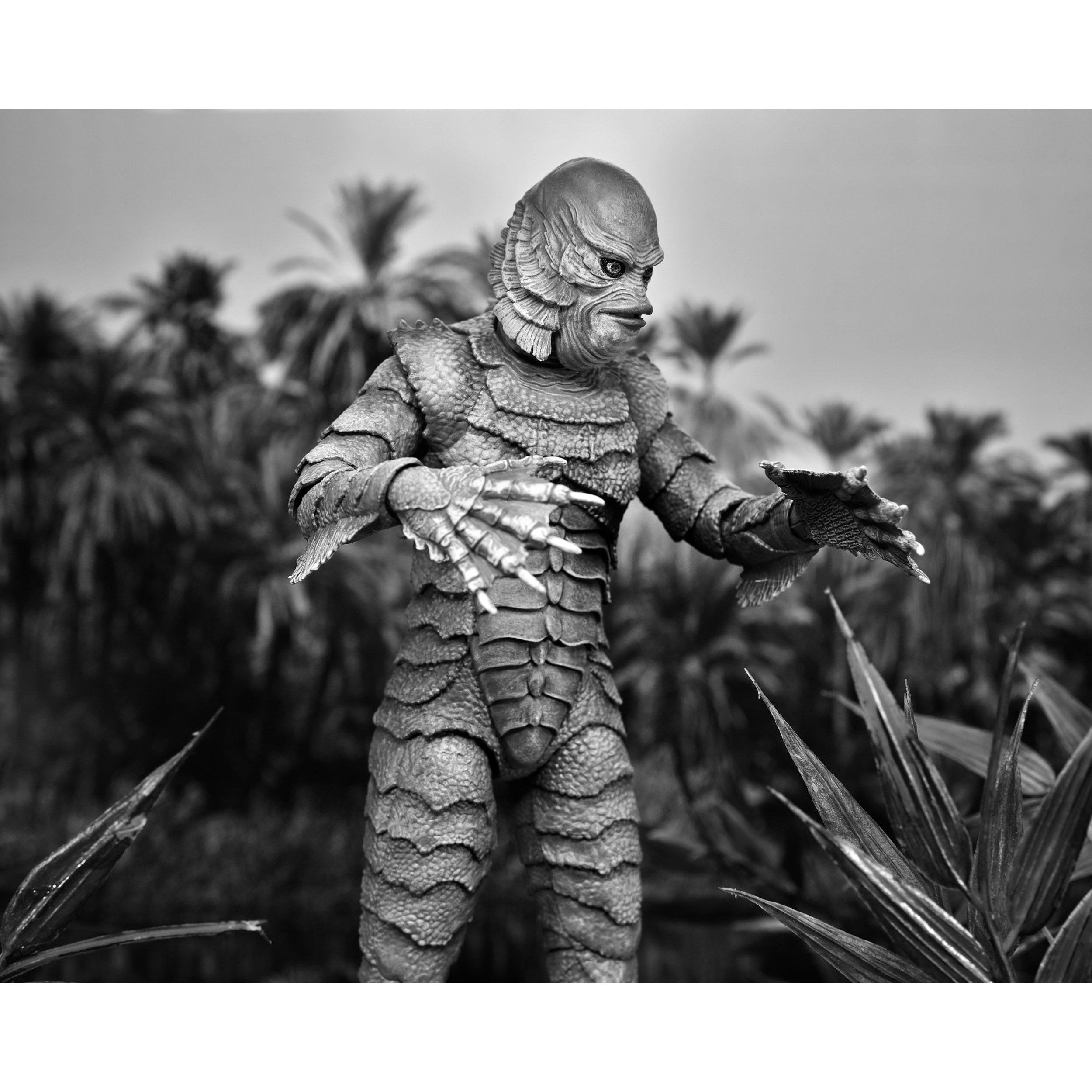 Universal Monsters: Ultimate Creature from the Black Lagoon (B&W)-Actionfiguren-NECA-Mighty Underground