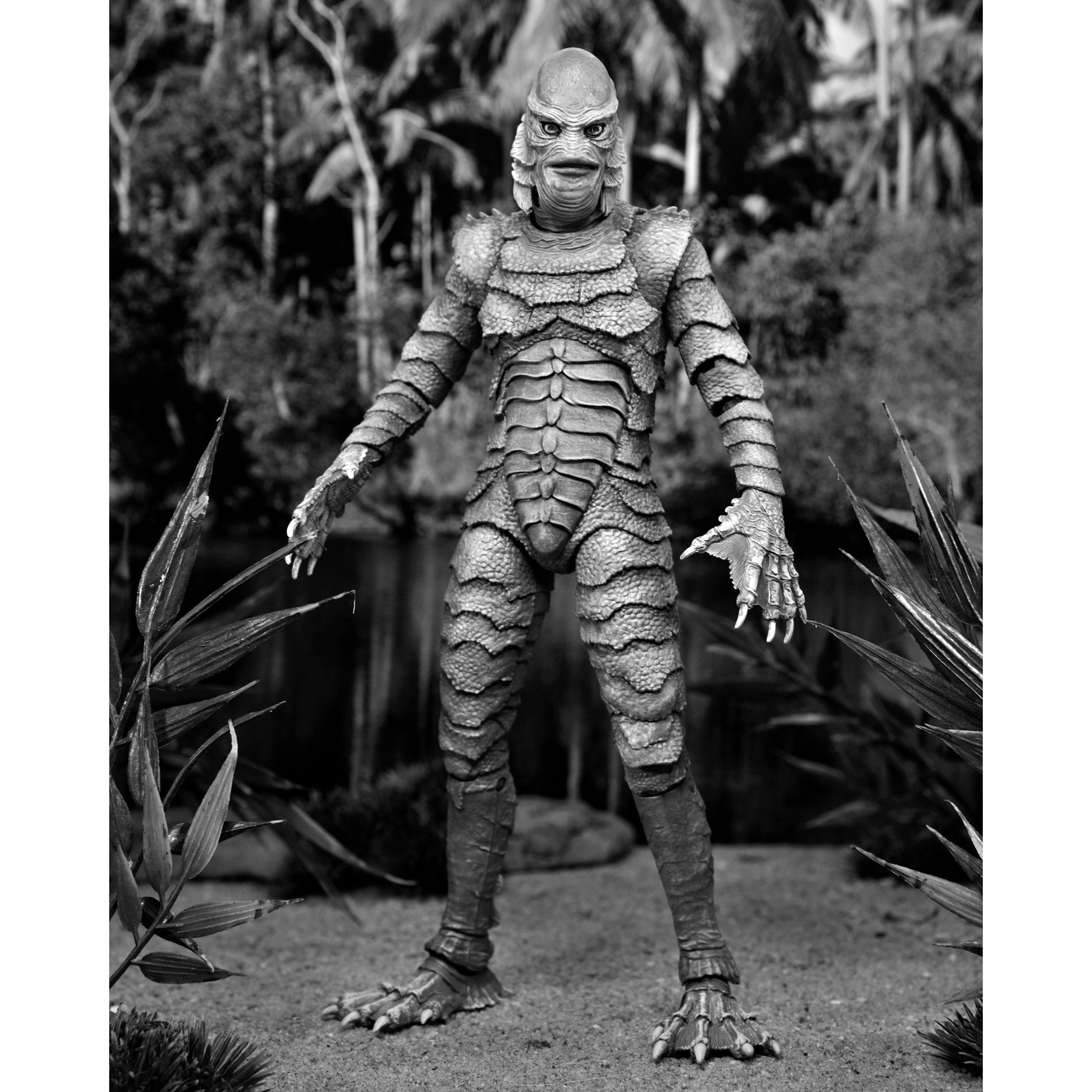 Universal Monsters: Ultimate Creature from the Black Lagoon (B&W)-Actionfiguren-NECA-Mighty Underground