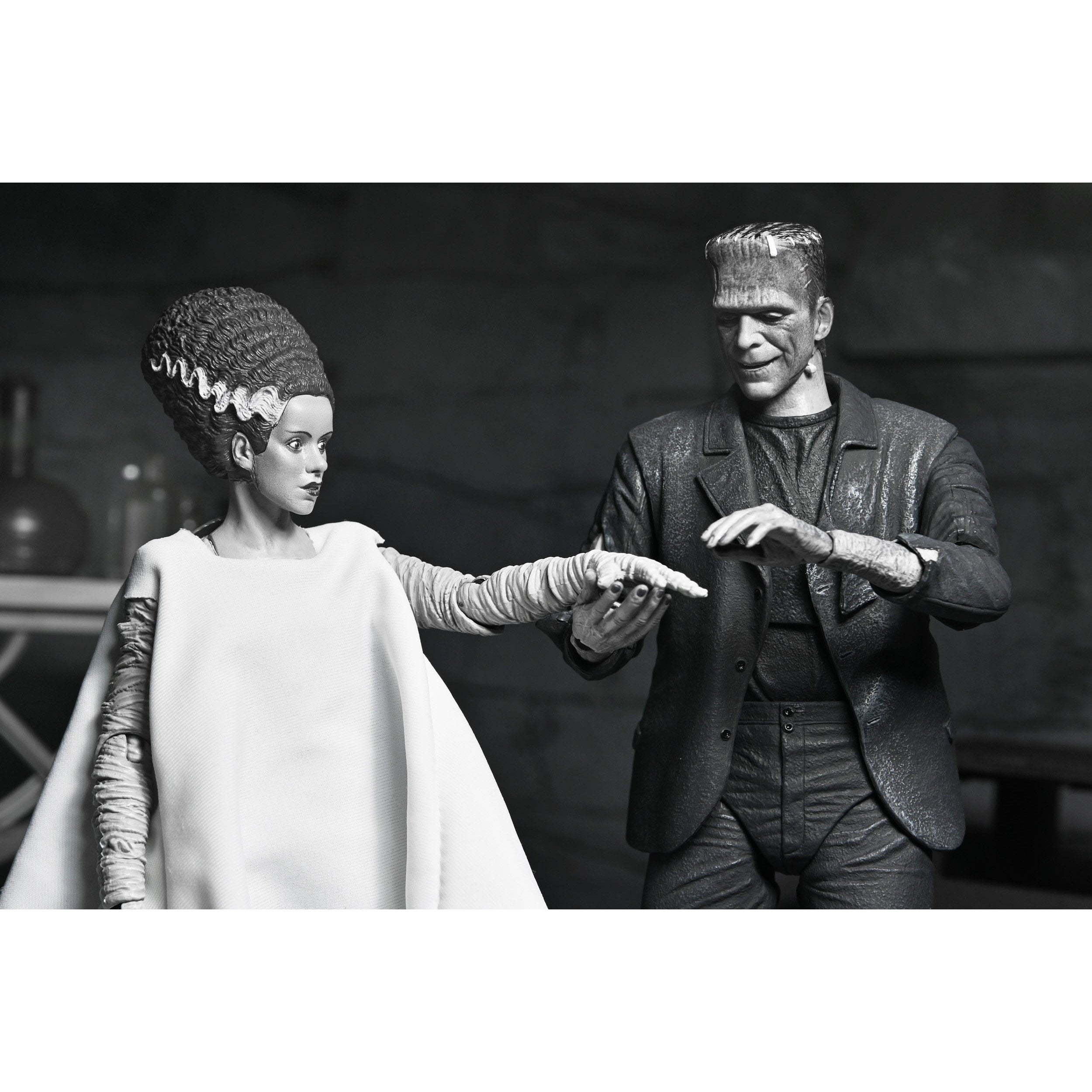 Universal Monsters: Ultimate Frankenstein's Monster (Bride of Frankenstein, B&W)-Actionfiguren-NECA-Mighty Underground