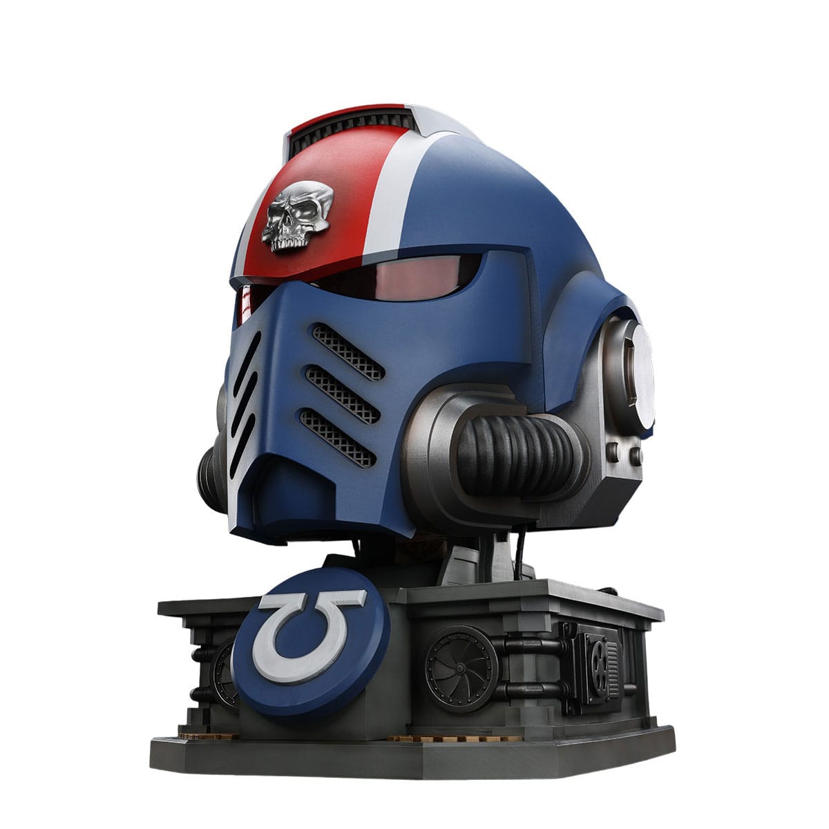 Warhammer 40k: Space Marine 2 Ultramarines Lieutenant Titus - Replica Helmet-Actionfiguren-JoyToy-Mighty Underground