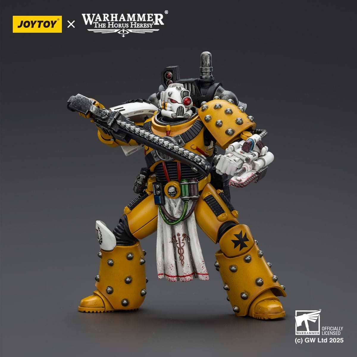 Warhammer 40k: Imperial Fists Legion Apothecary (The Horus Heresy)