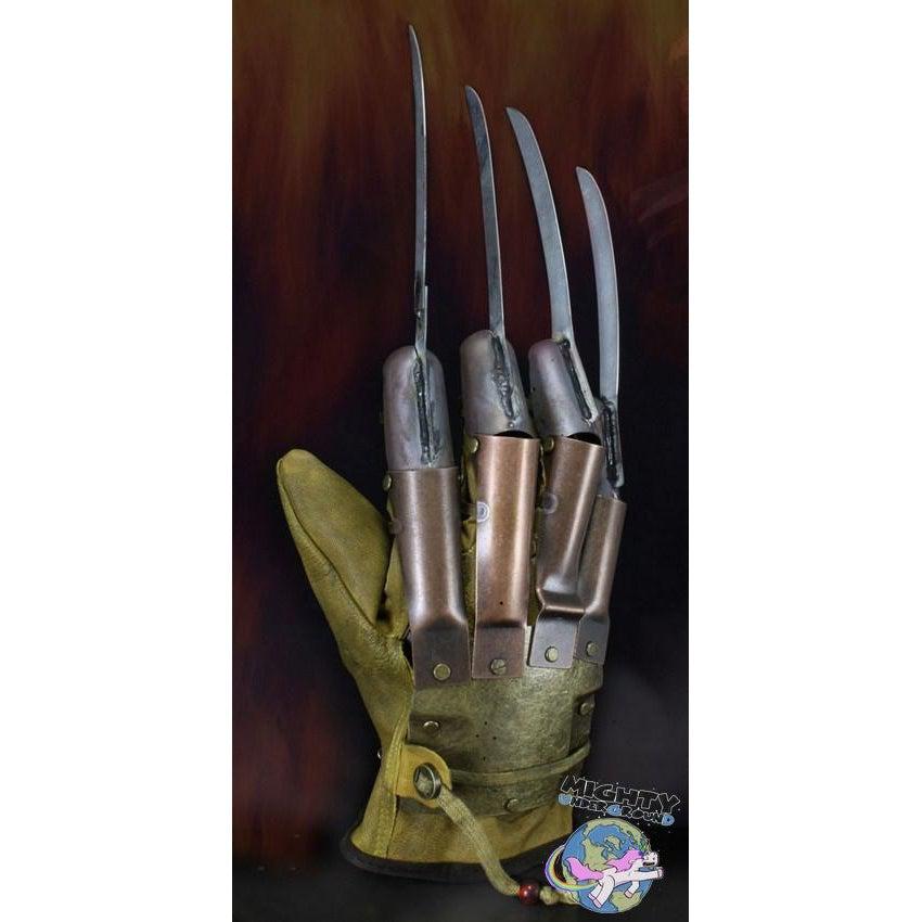 nightmare on elm street handschuh A Nightmare on Elm Street: Freddys Handschuh