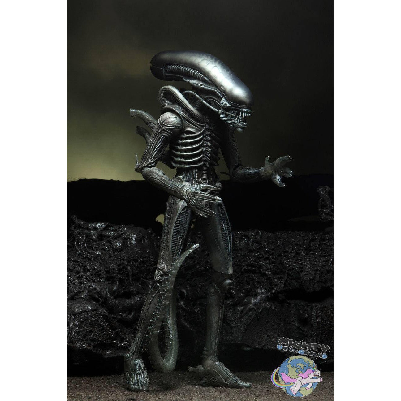 Alien: Alien (w Facehugger) (40th Anniversary) VORBESTELLUNG!-Actionfiguren-NECA-Mighty Underground