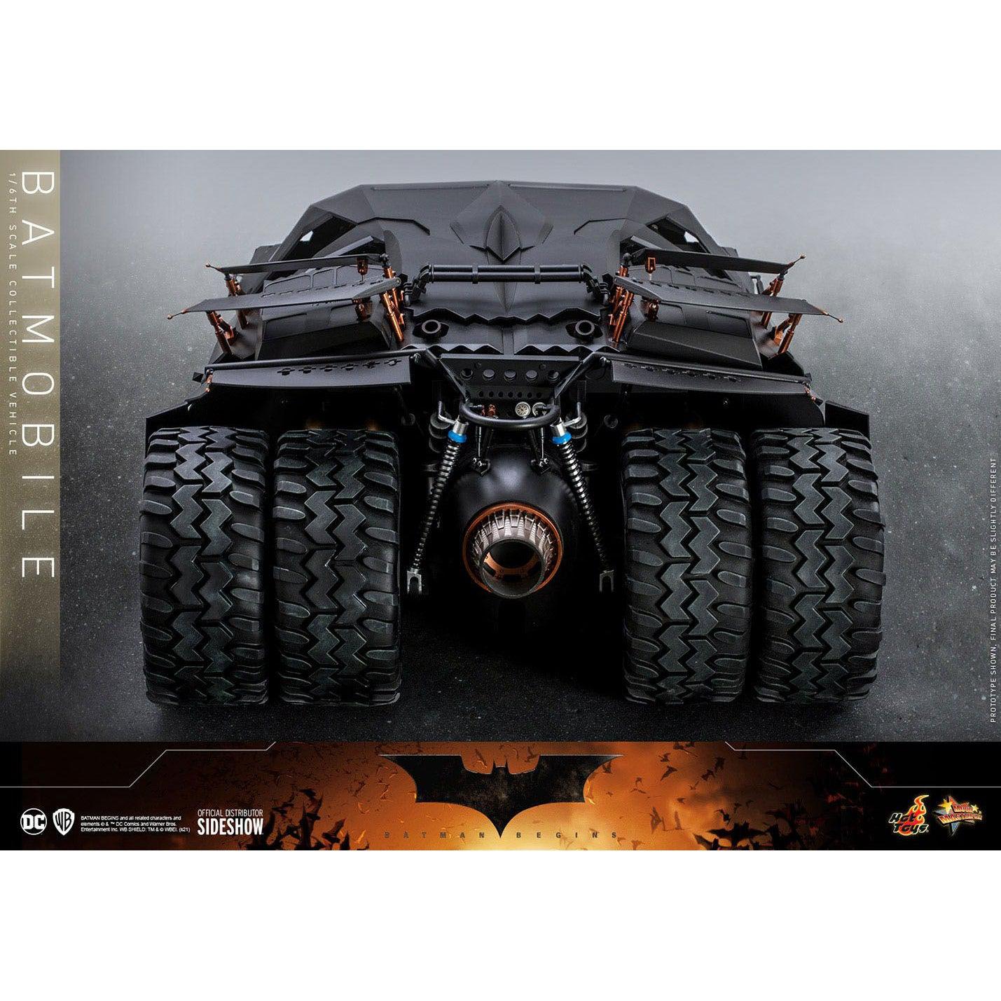 DC Comics: The Dark Knight Trilogy - Tumbler Batmobile 1/6-Actionfiguren-Hot Toys-Mighty Underground