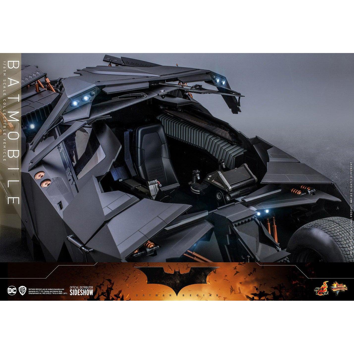 DC Comics: The Dark Knight Trilogy - Tumbler Batmobile 1/6-Actionfiguren-Hot Toys-Mighty Underground