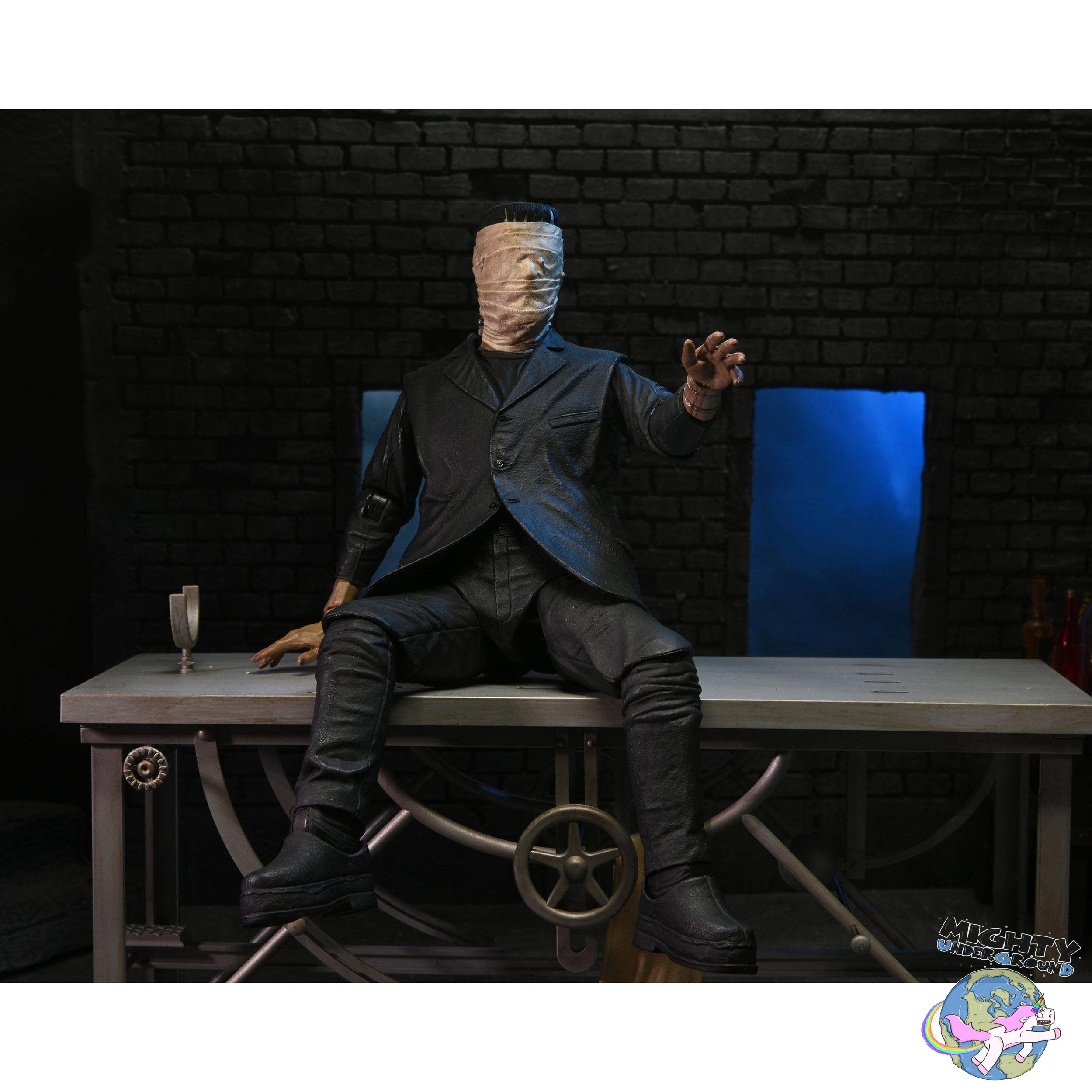 Universal Monsters: Frankenstein Accessory Pack-Actionfiguren-NECA-Mighty Underground