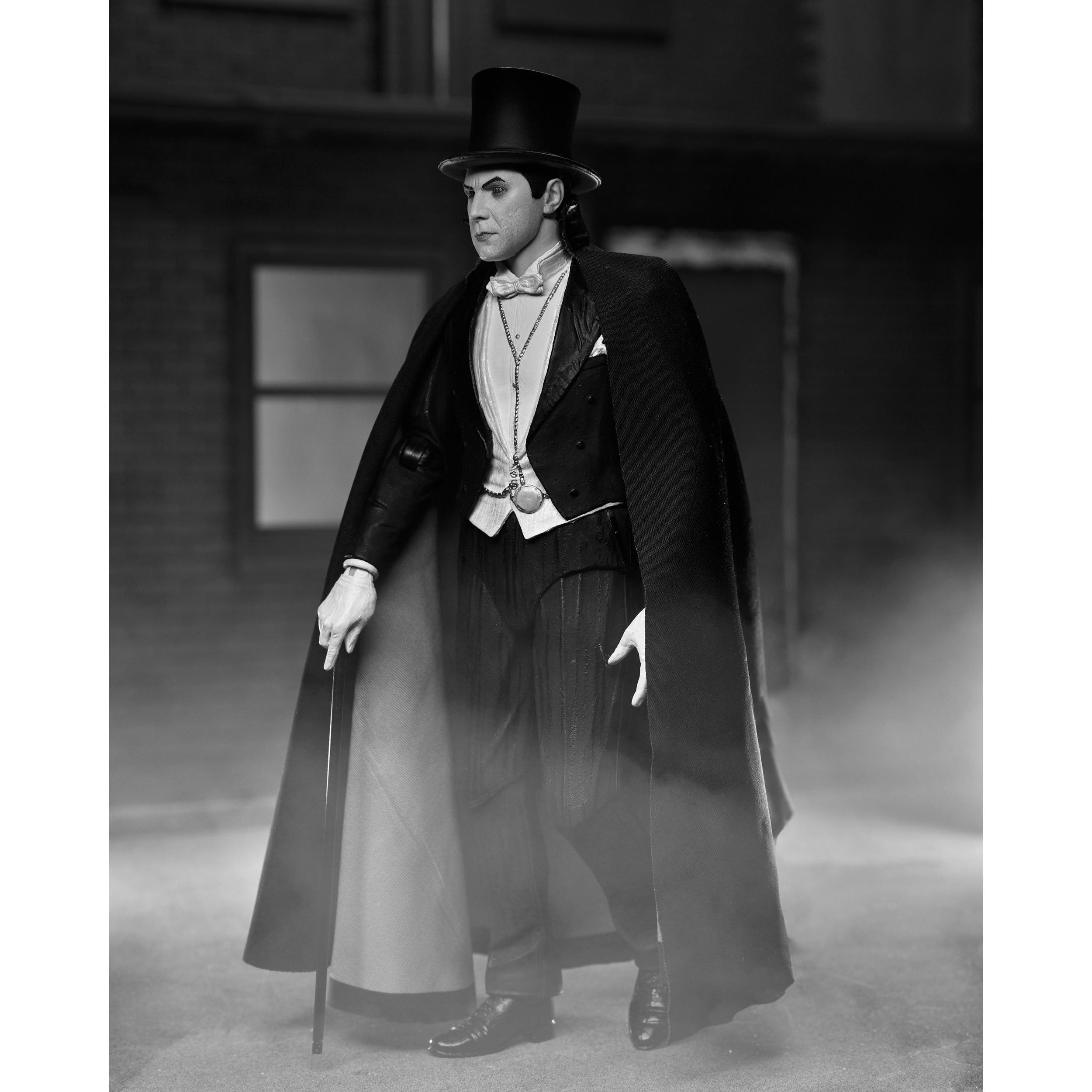 Universal Monsters: Ultimate Dracula (Carfax Abbey)-Actionfiguren-NECA-Mighty Underground