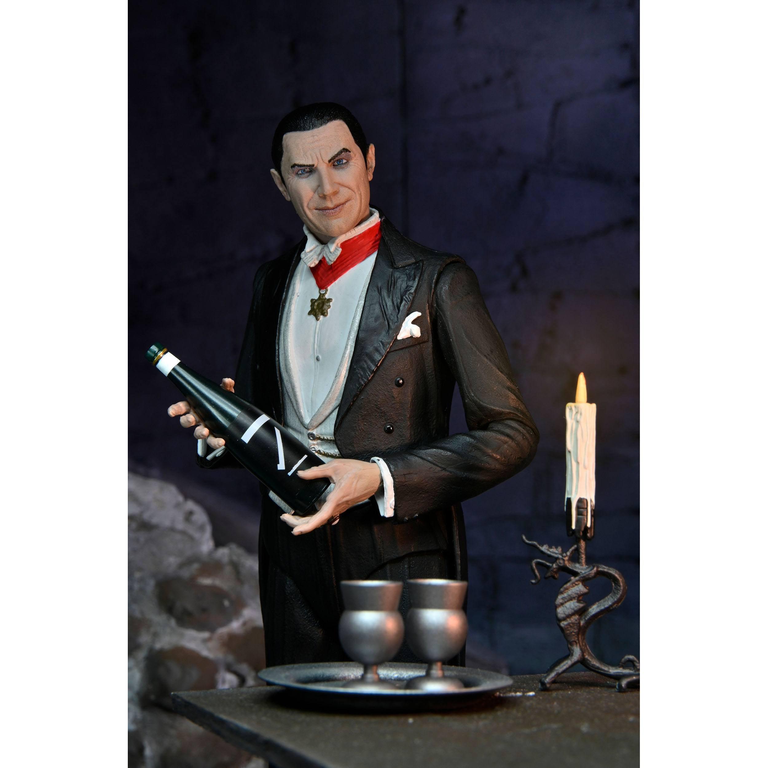 Universal Monsters: Ultimate Dracula (Transylvania)-Actionfiguren-NECA-Mighty Underground